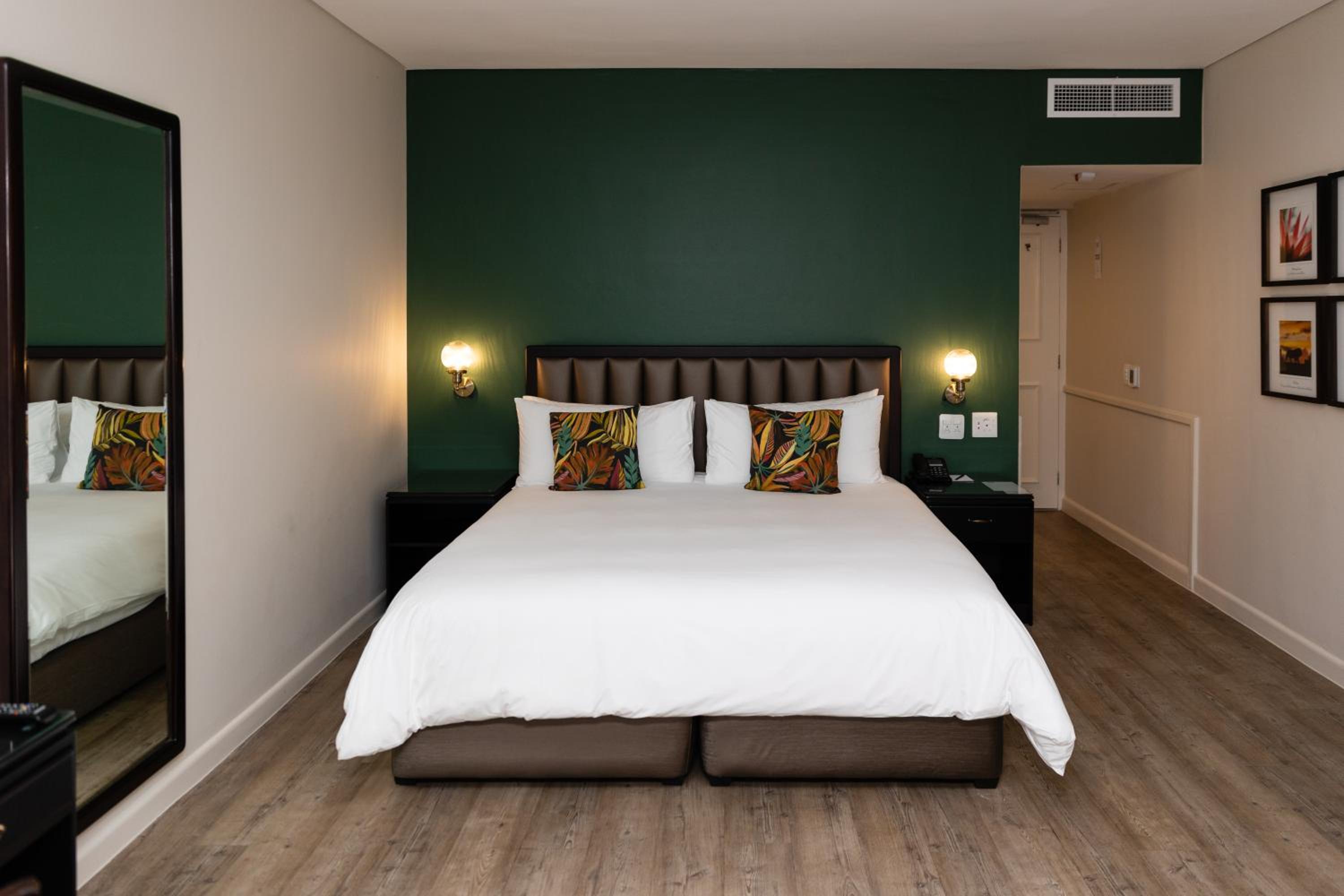 Deluxe Double Or Twin Room