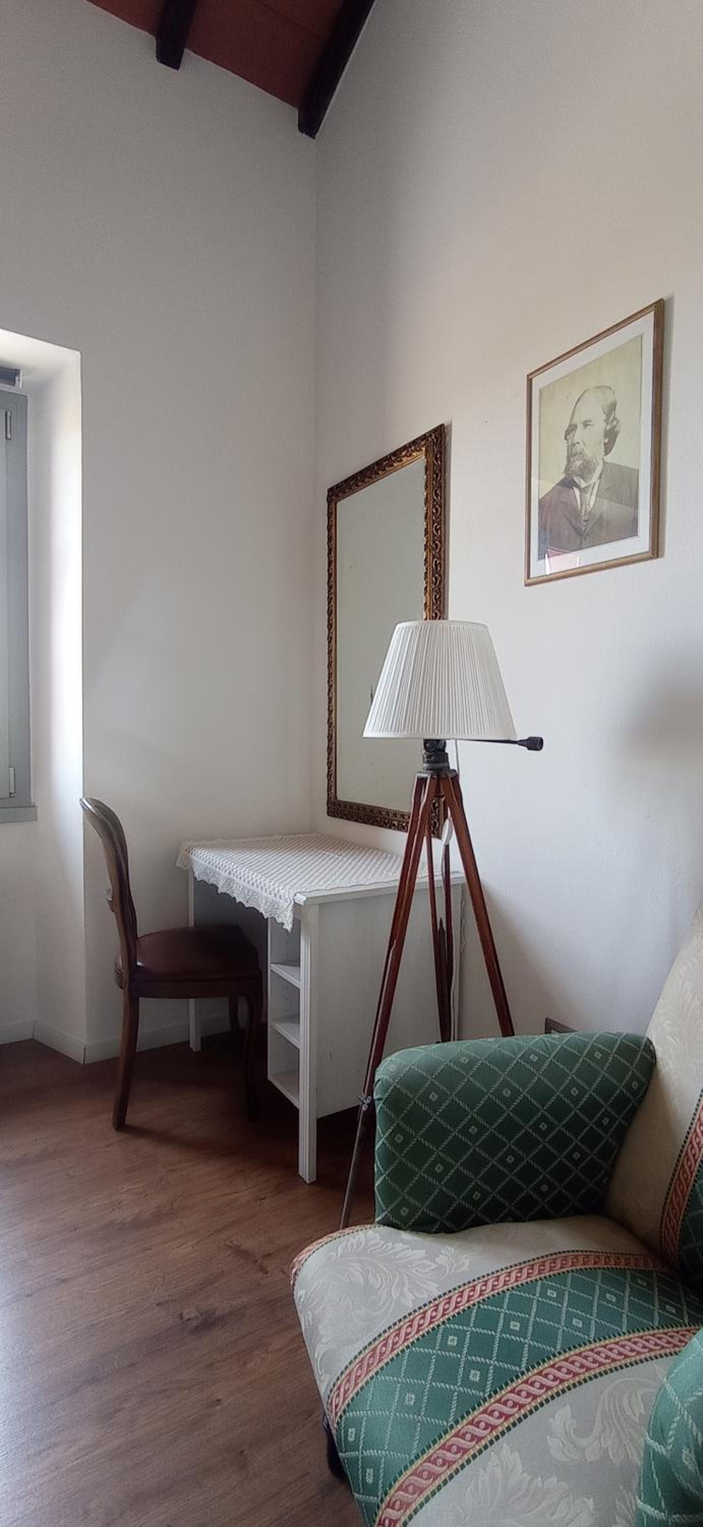 Double Room - Photo 5