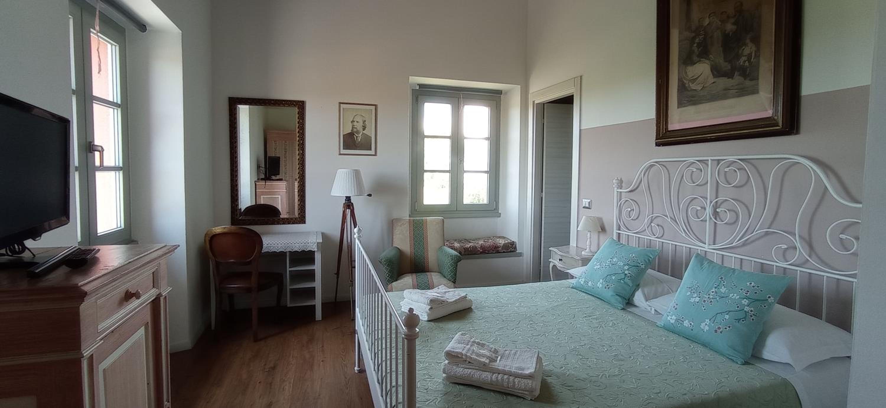 Double Room - Photo 6