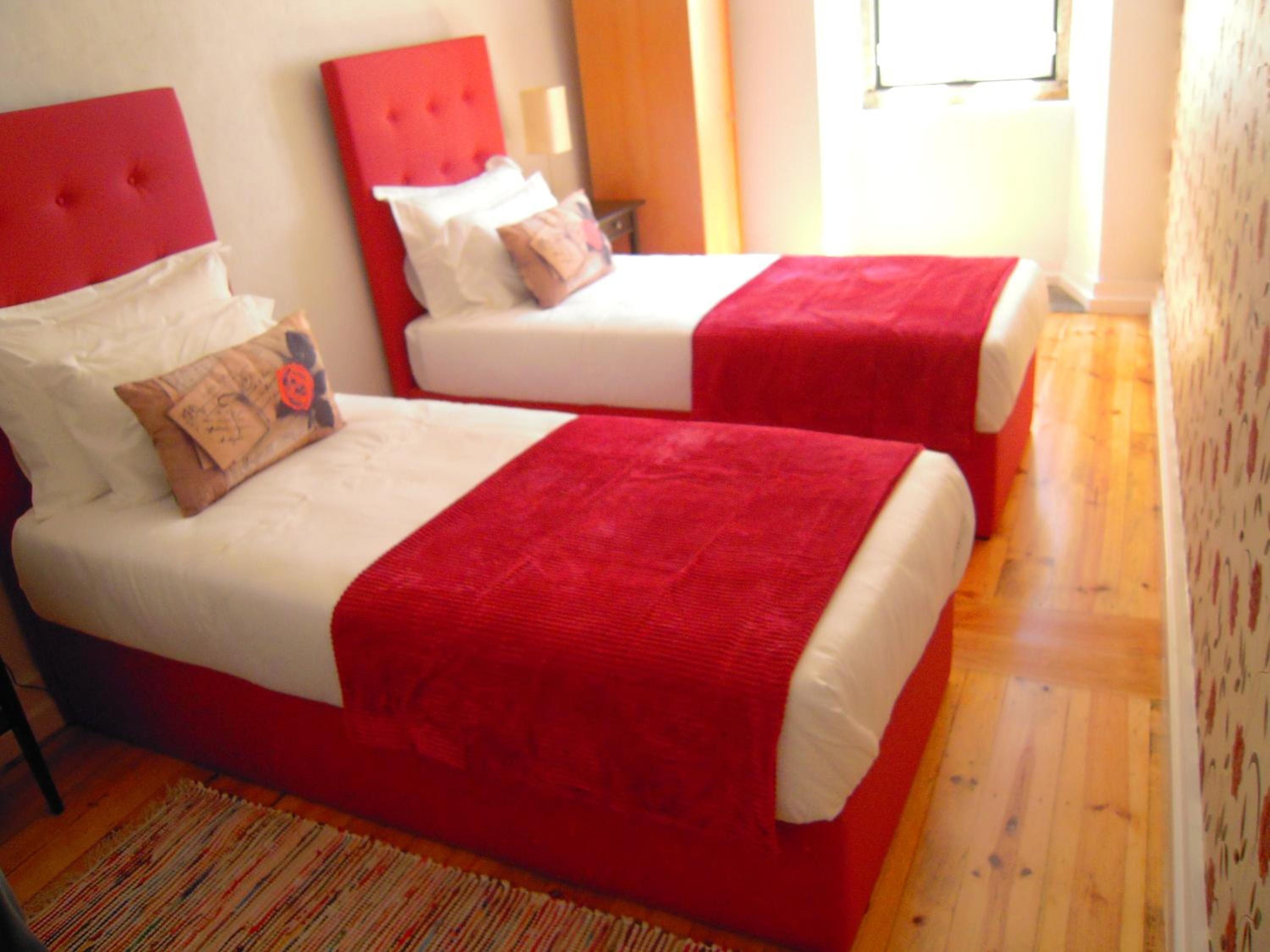 Twin Room with Private External Bathroom photo 3