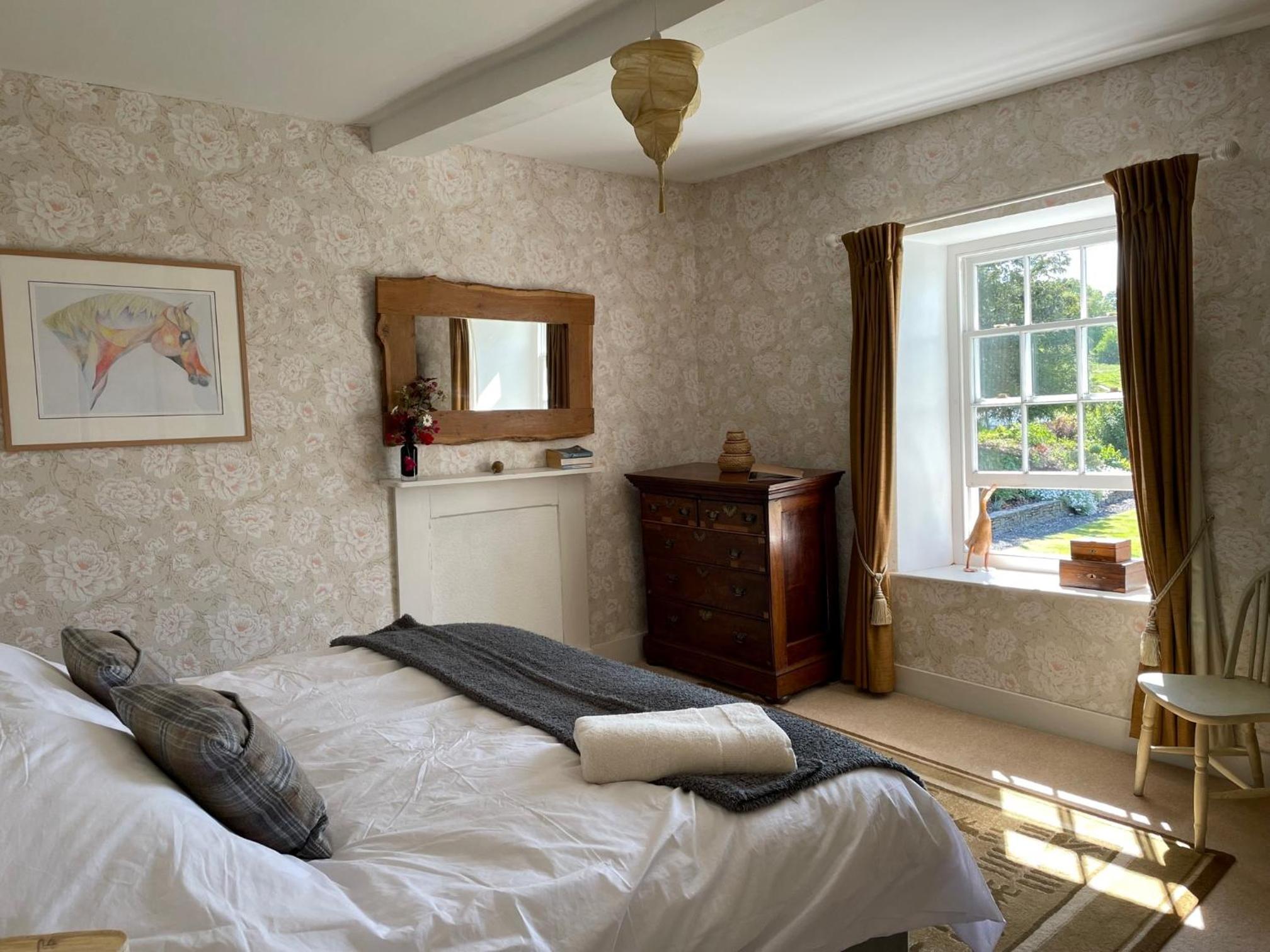 Double or Twin Room with Bathroom - Photo 1