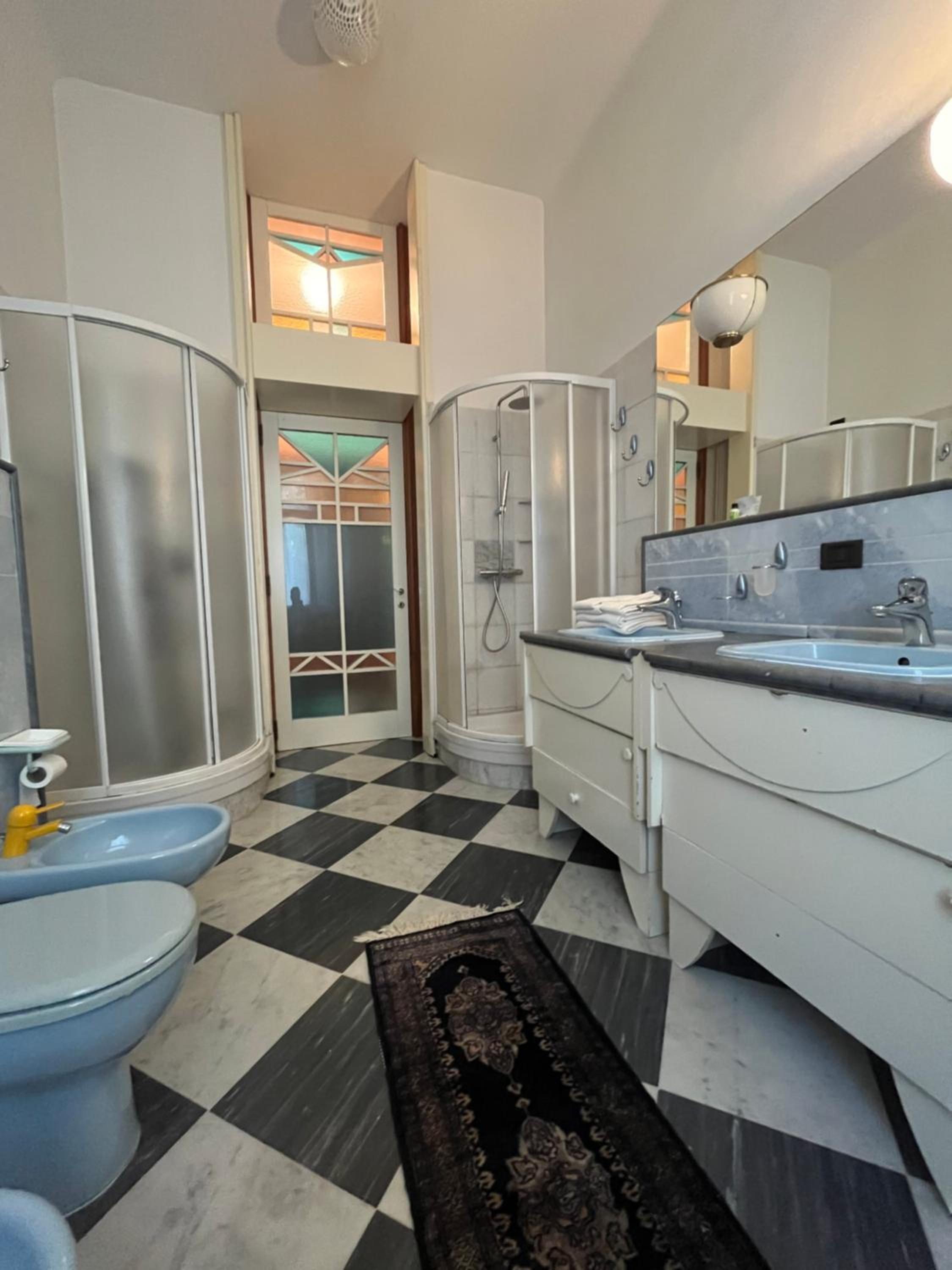 Large Double Room photo 3