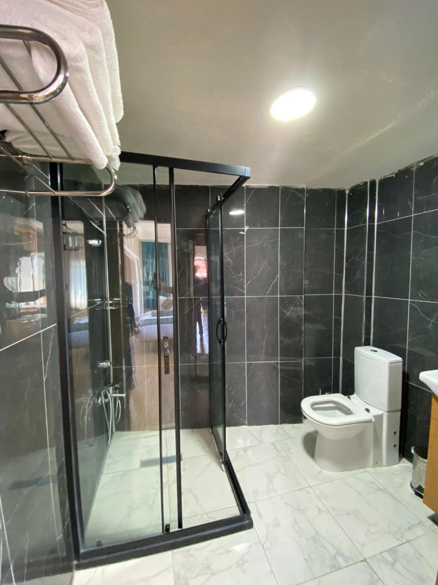 Quadruple Room With Balcony photo 2
