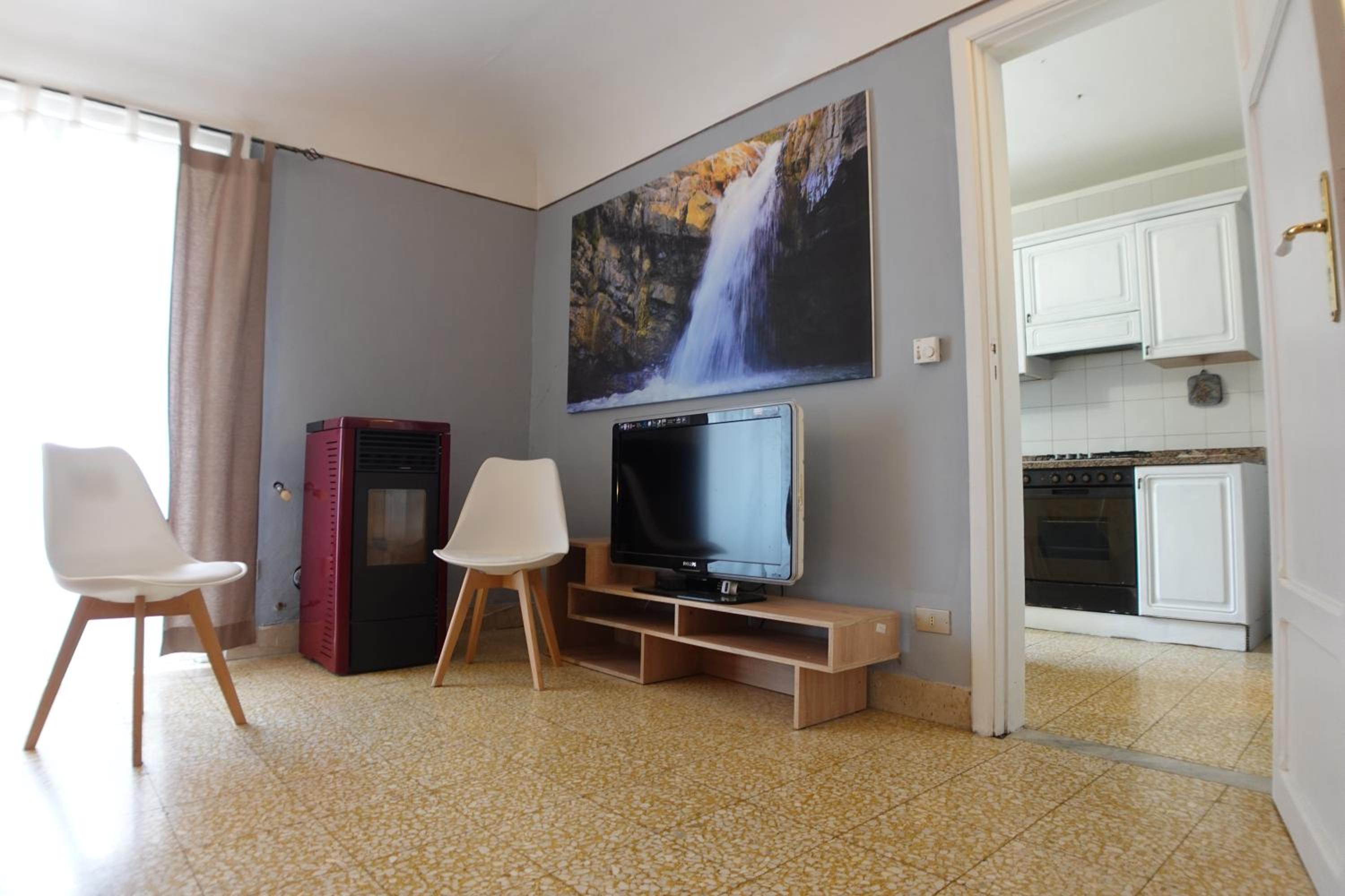 Apartment with Balcony photo 2