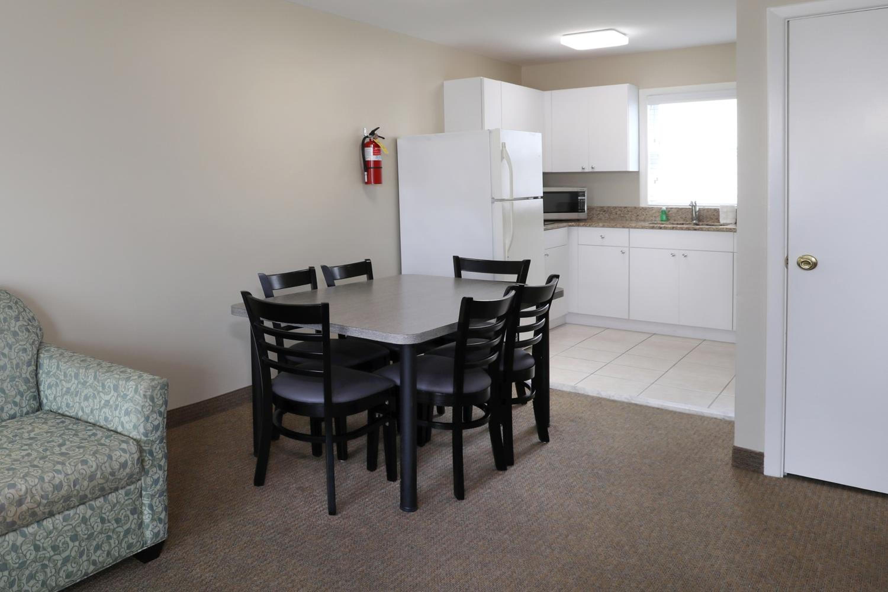 Two-Bedroom Suite photo 3