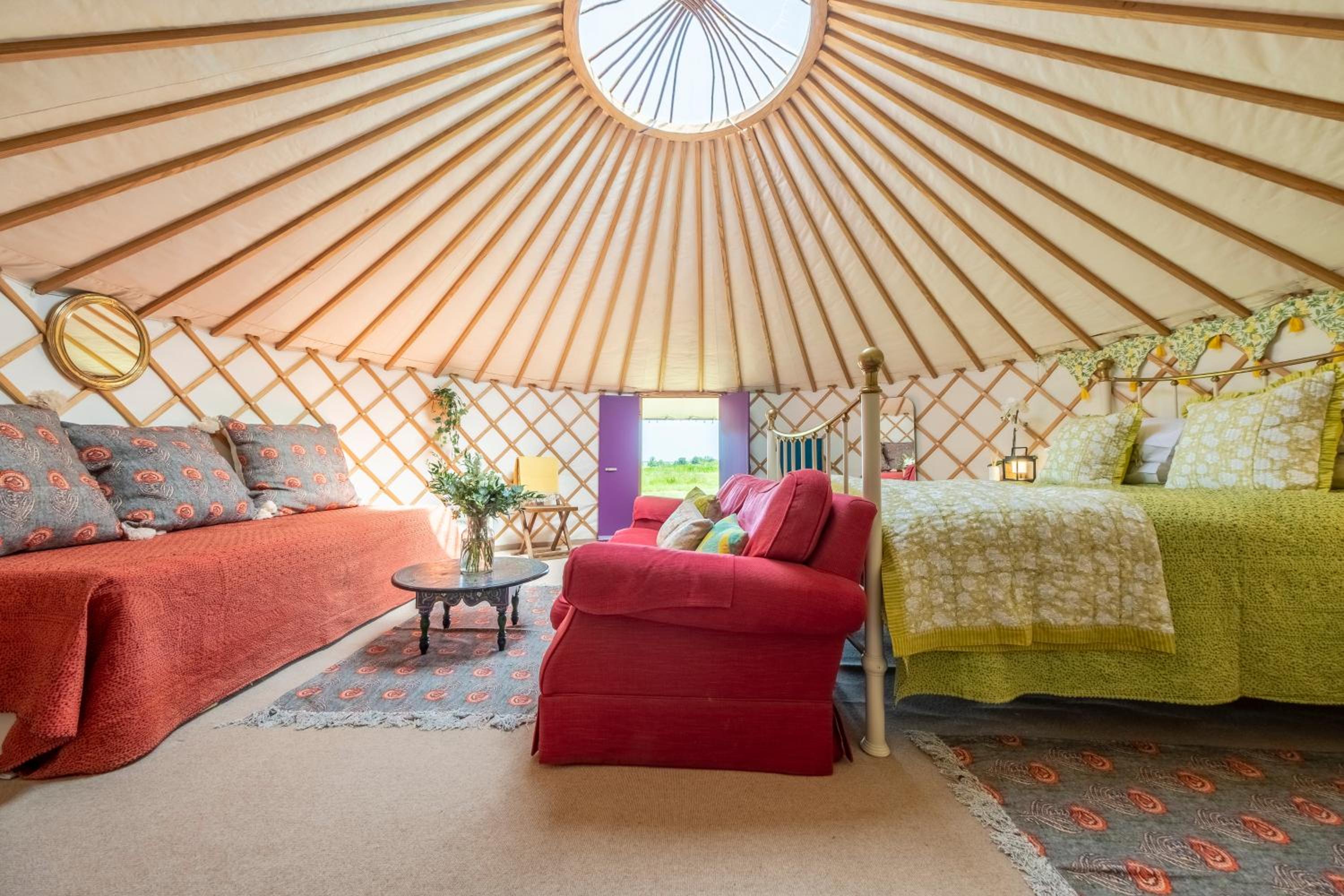 Yurt photo 1