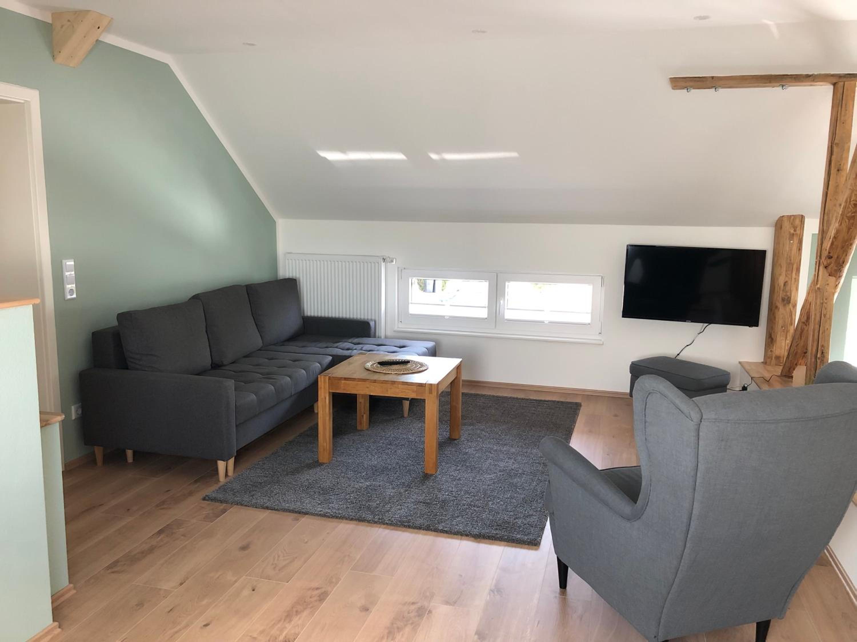 One-Bedroom Apartment photo 2