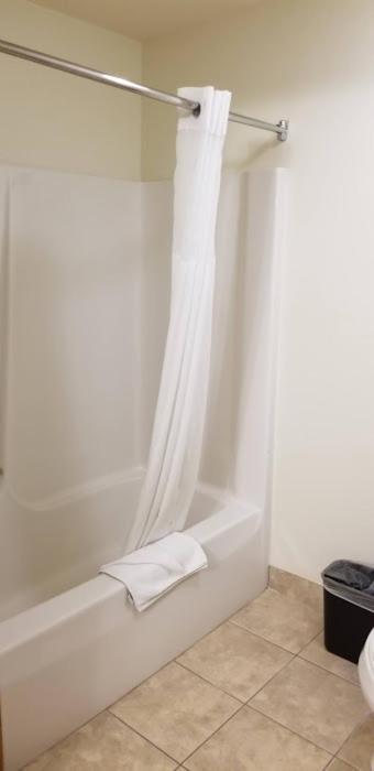 Deluxe King Room - Mobility Access/Non-Smoking photo 1