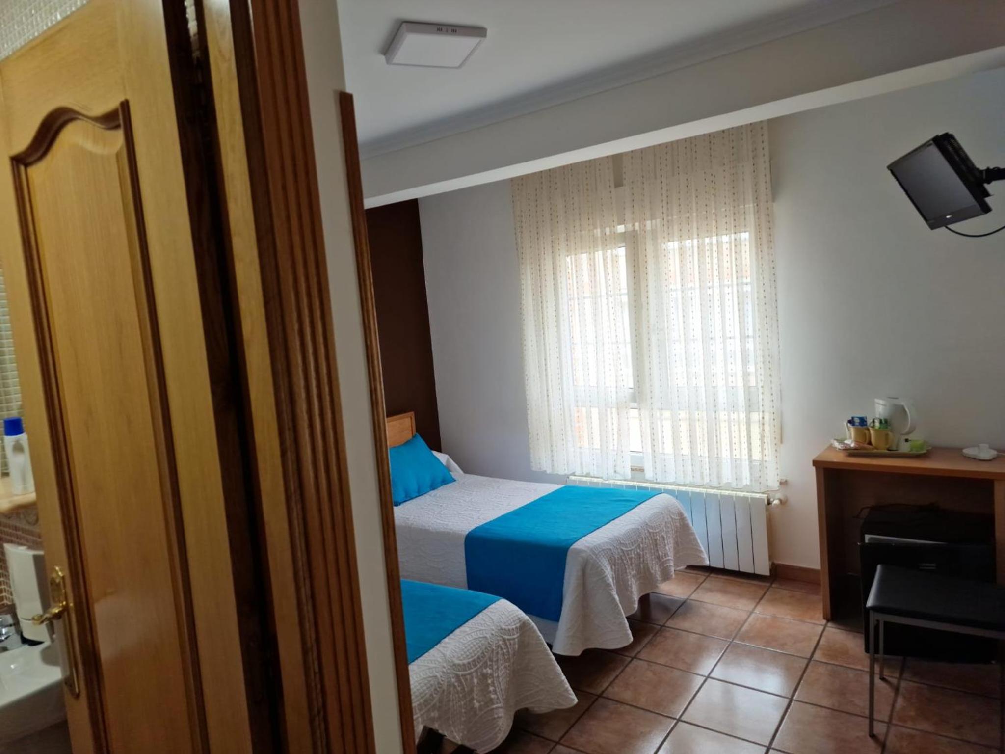 Habitación Doble con Baño Privado