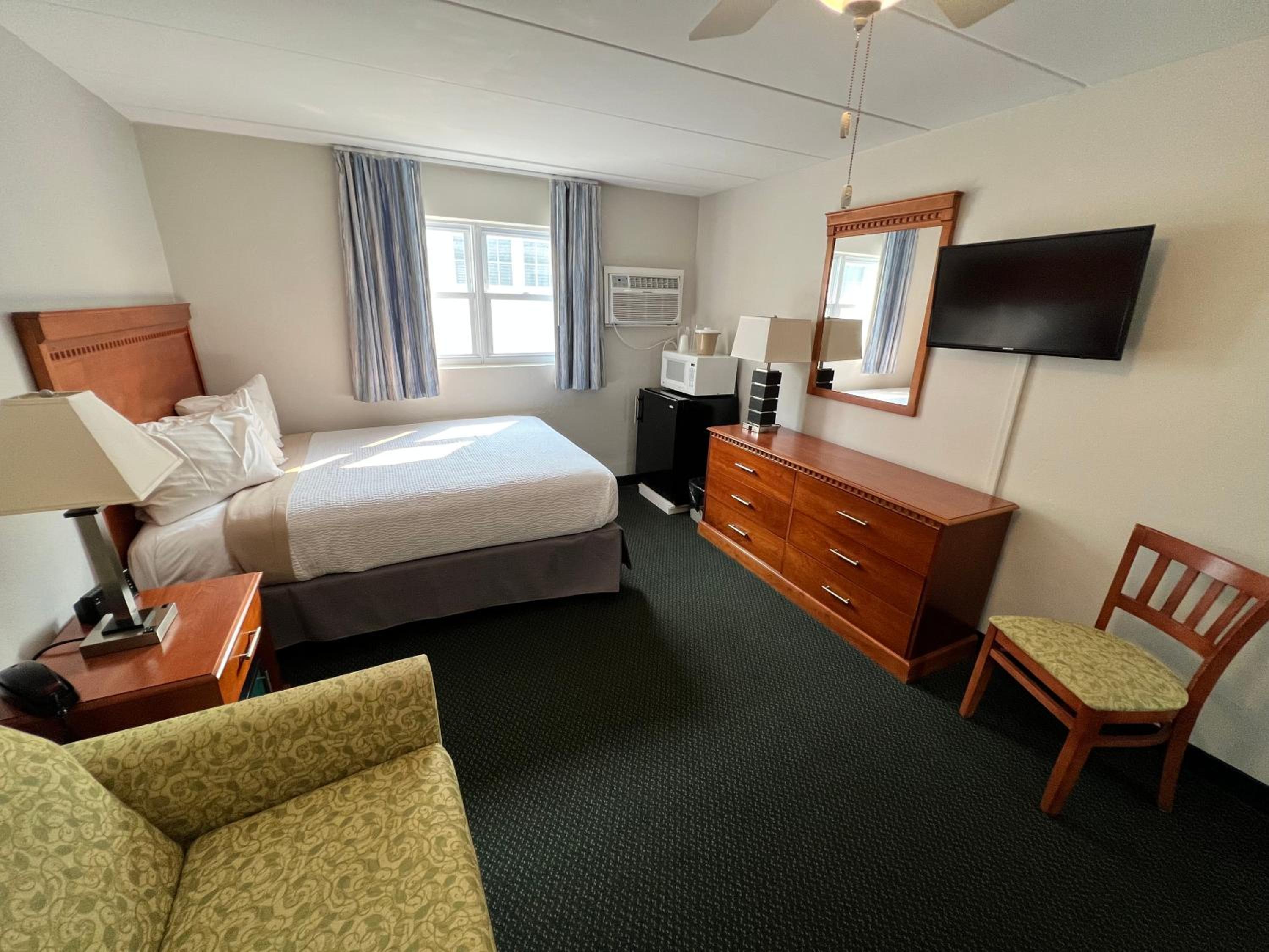 One Room Motel Unit photo 3