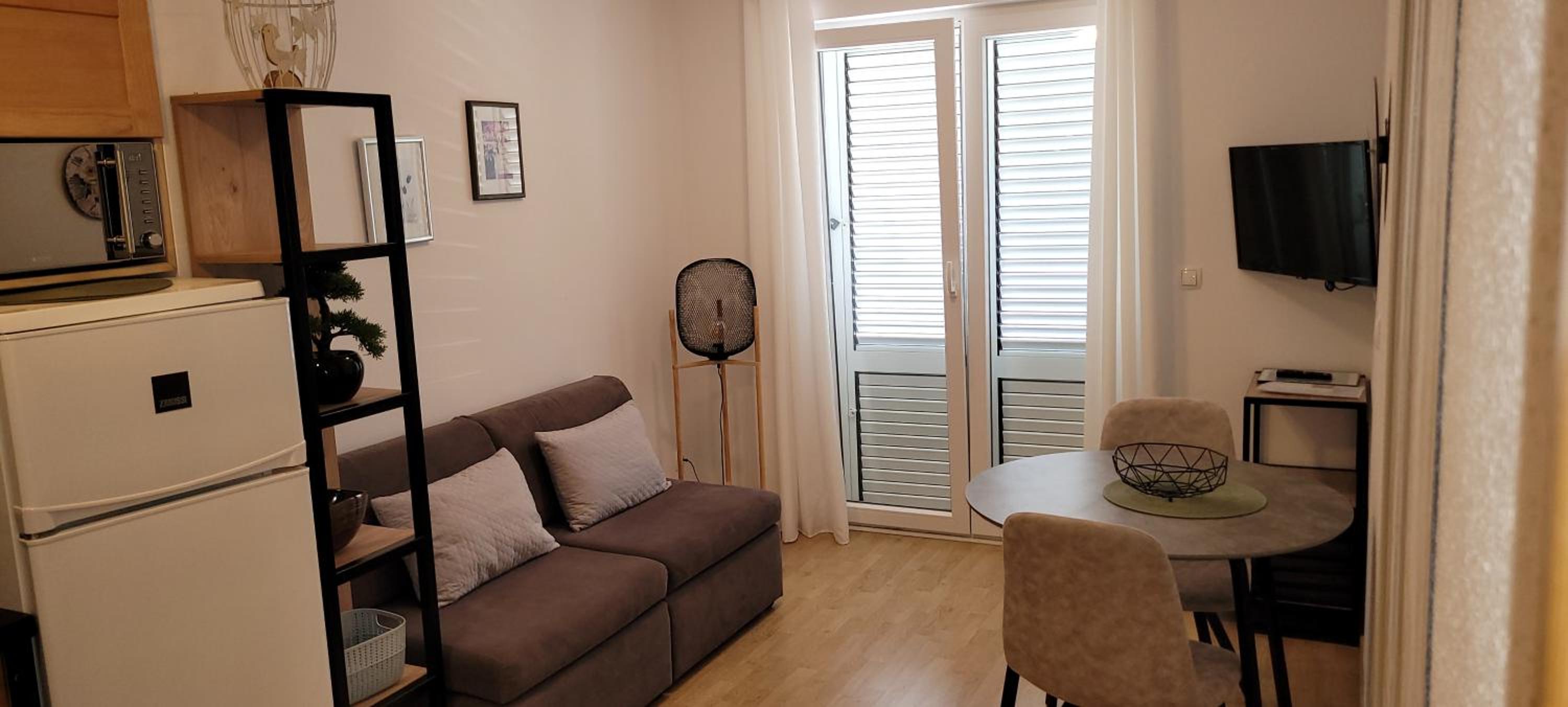 Studio with Balcony