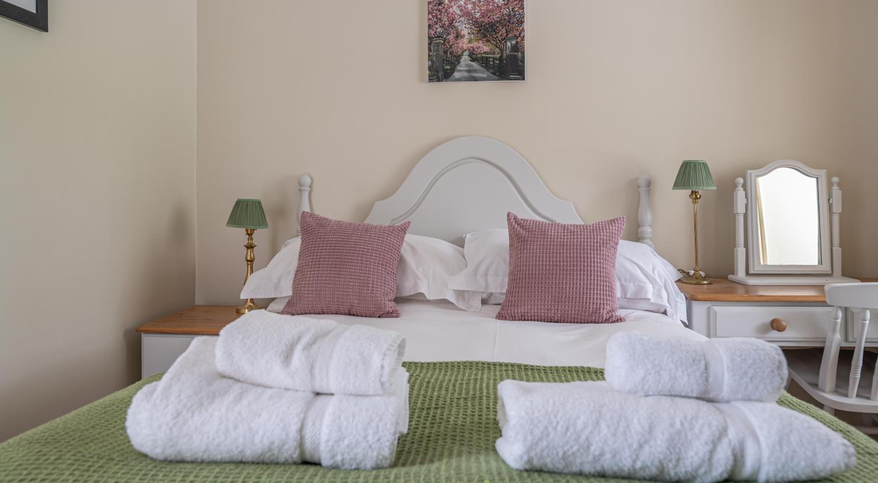One-Bedroom House photo 1