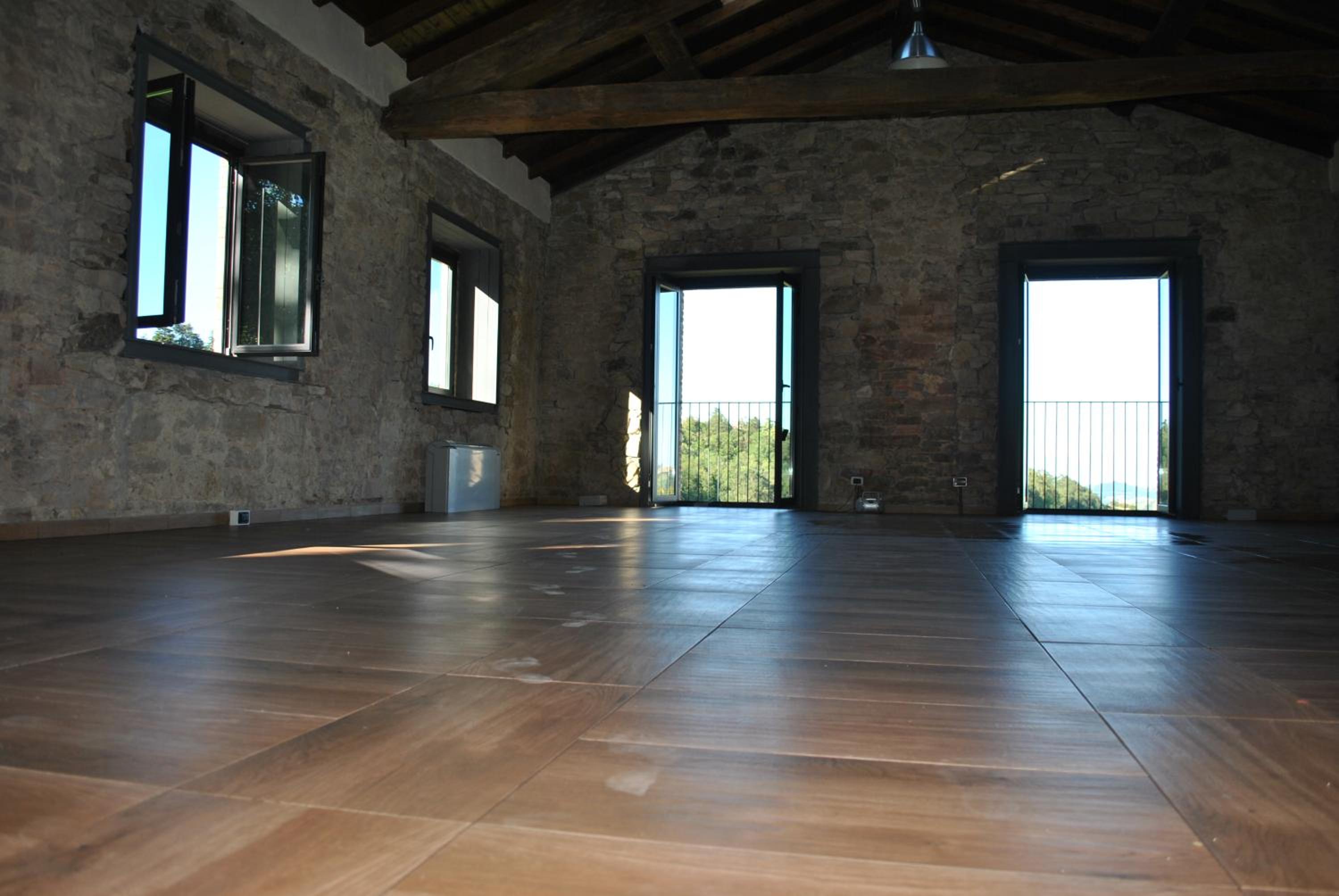 Family Room with Private Bathroom - Photo 6