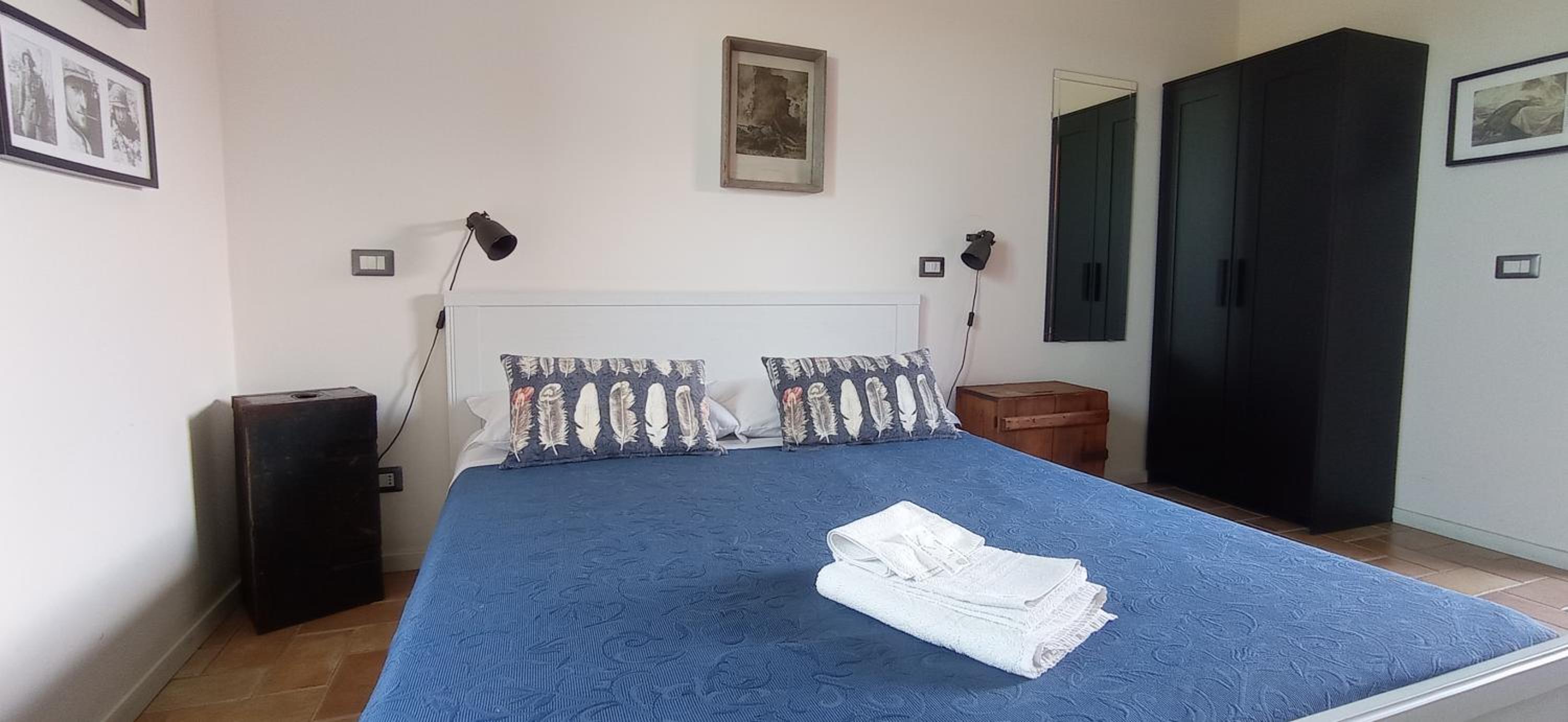 Double Room - Photo 17