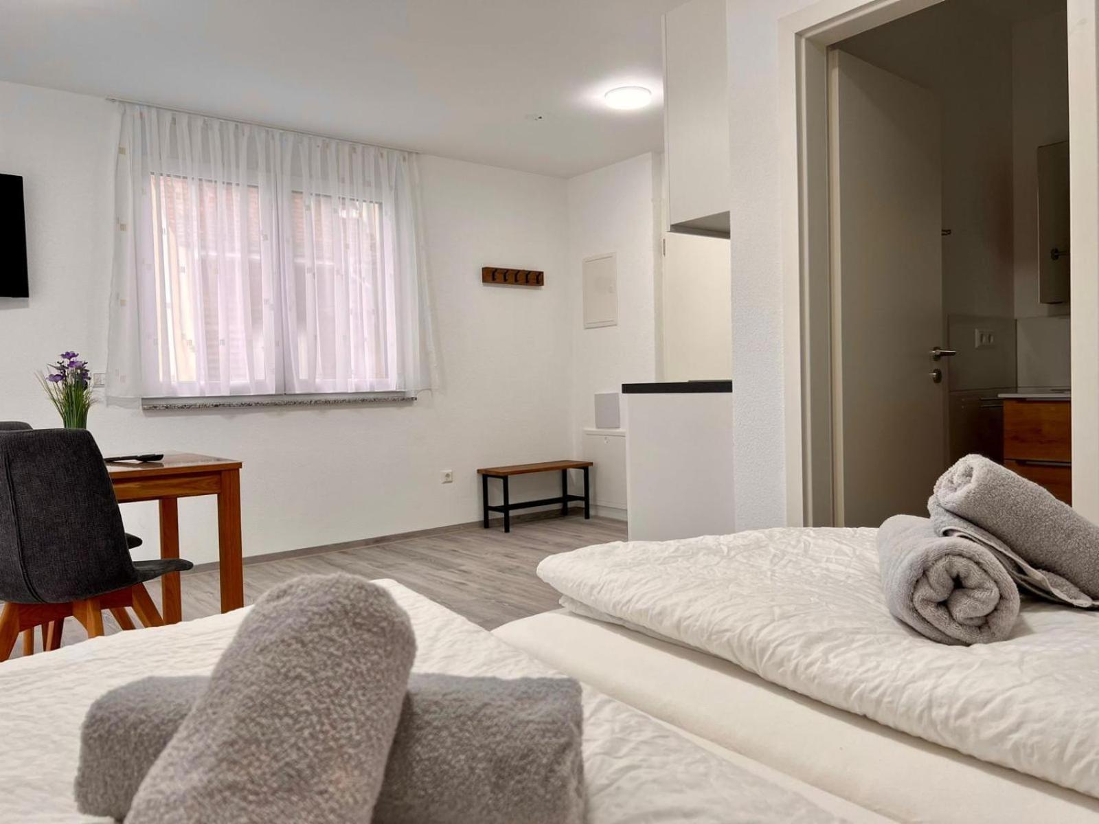 Double Room with Balcony photo 3