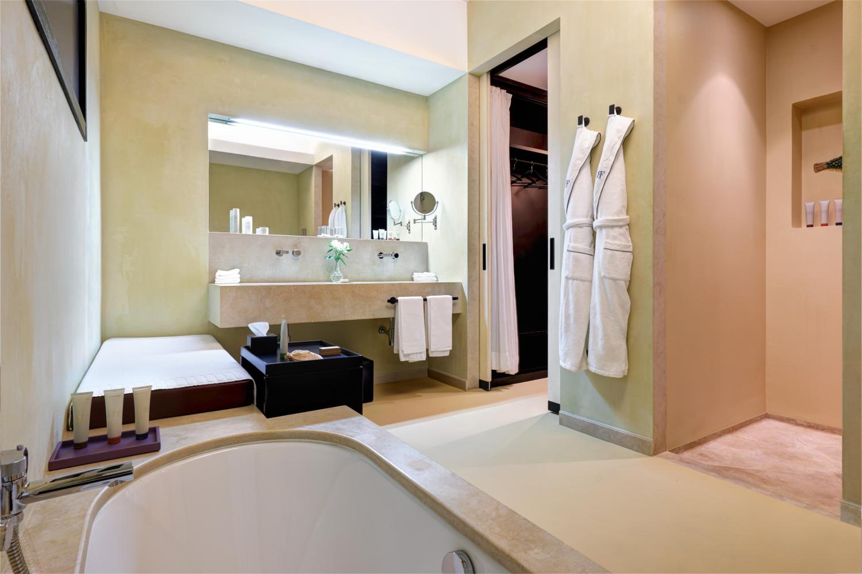 Classic Suite - Photo 4