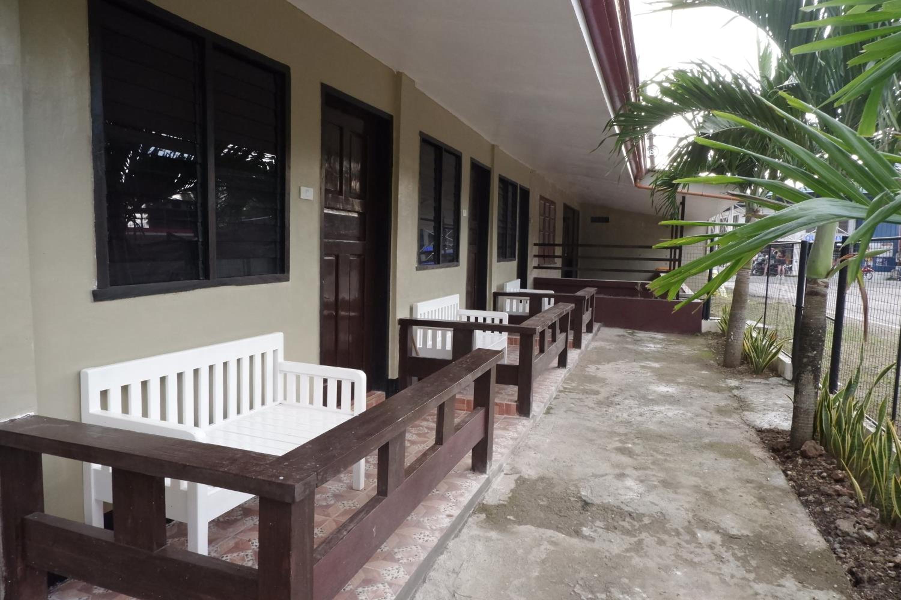 Triple Room with Terrace photo 2