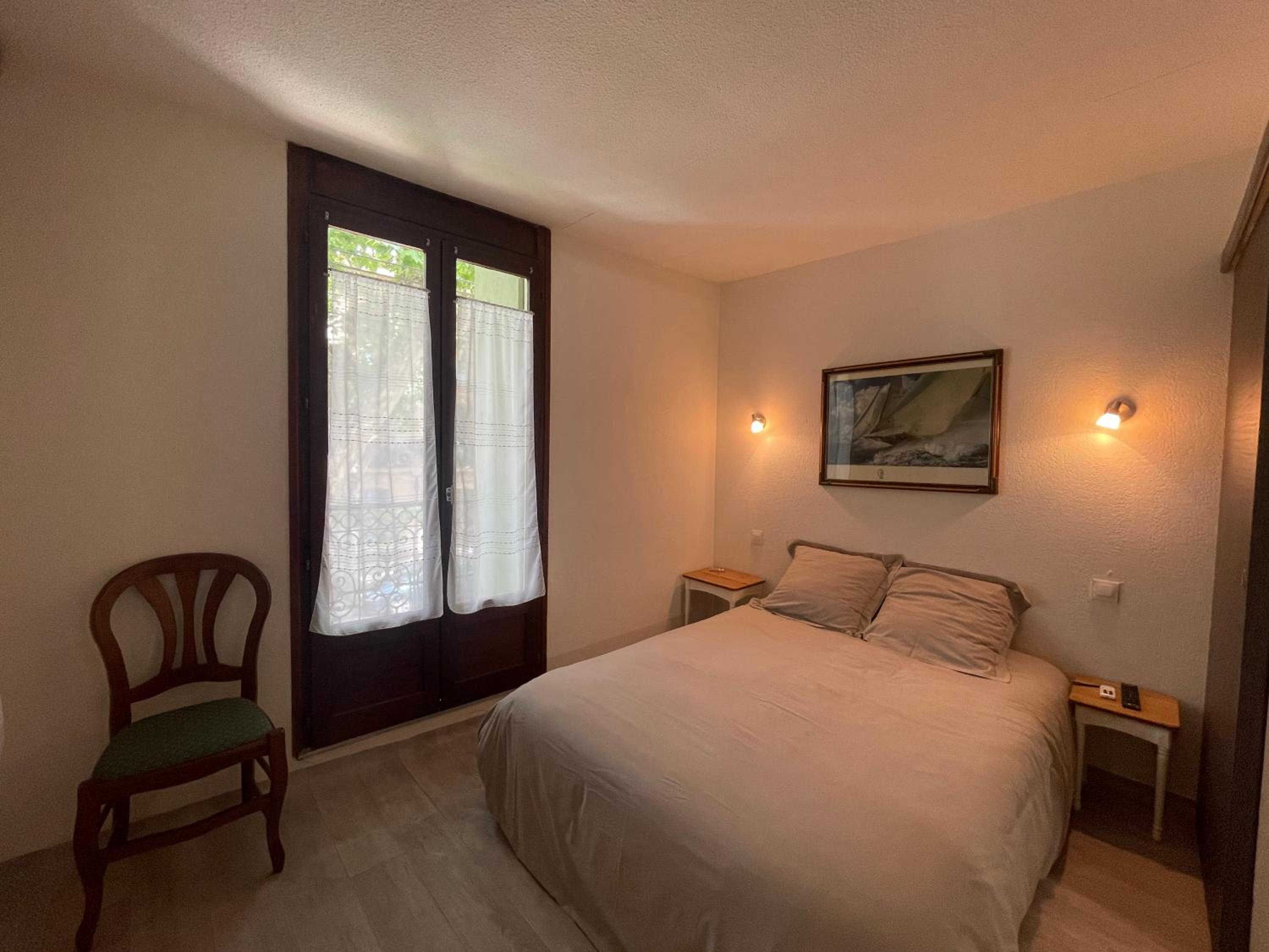 Double Room with Private External Bathroom
