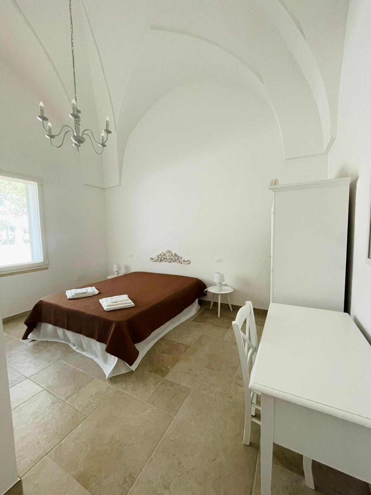 Large Double Room photo 1