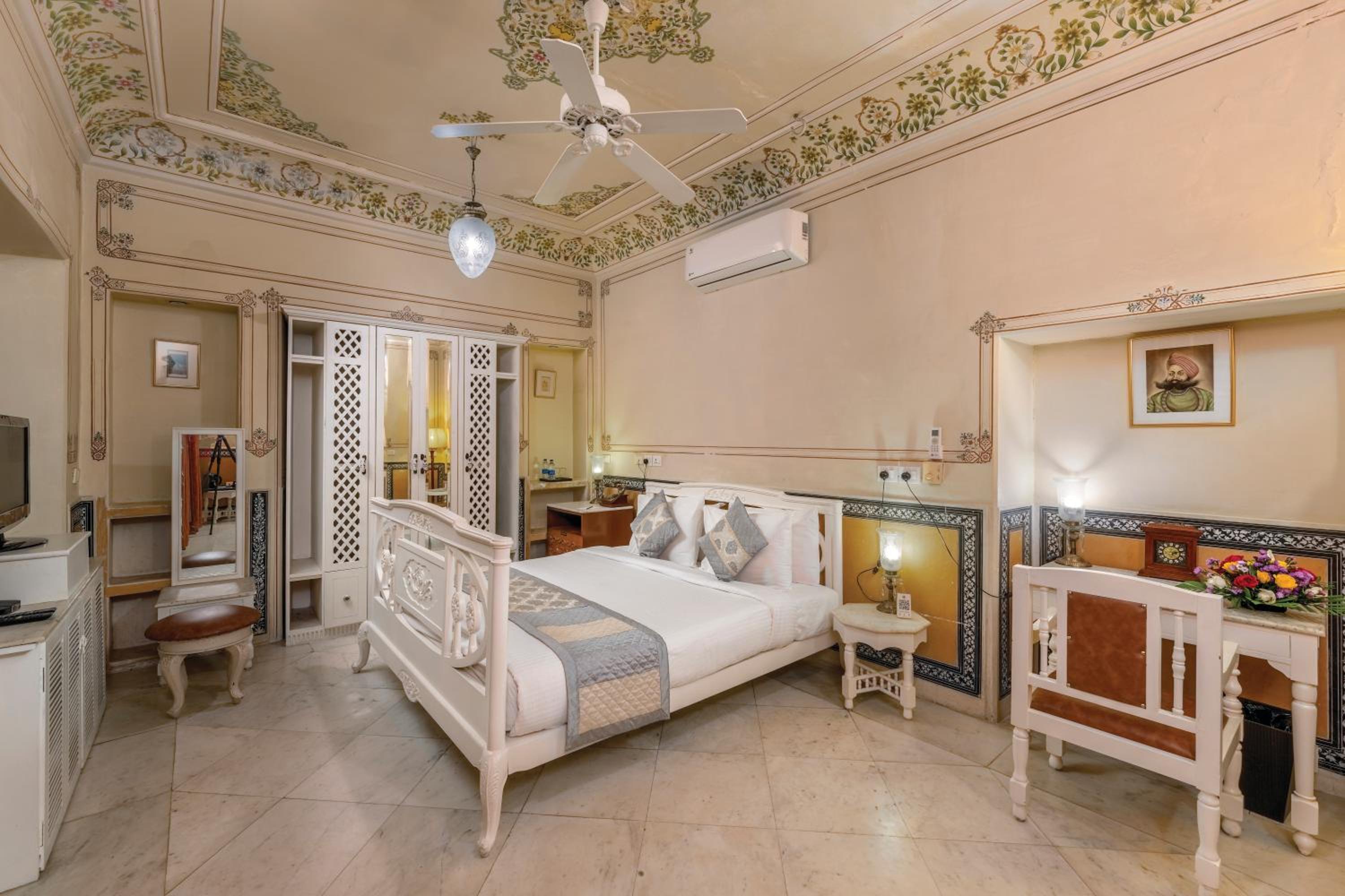 Executive Suite