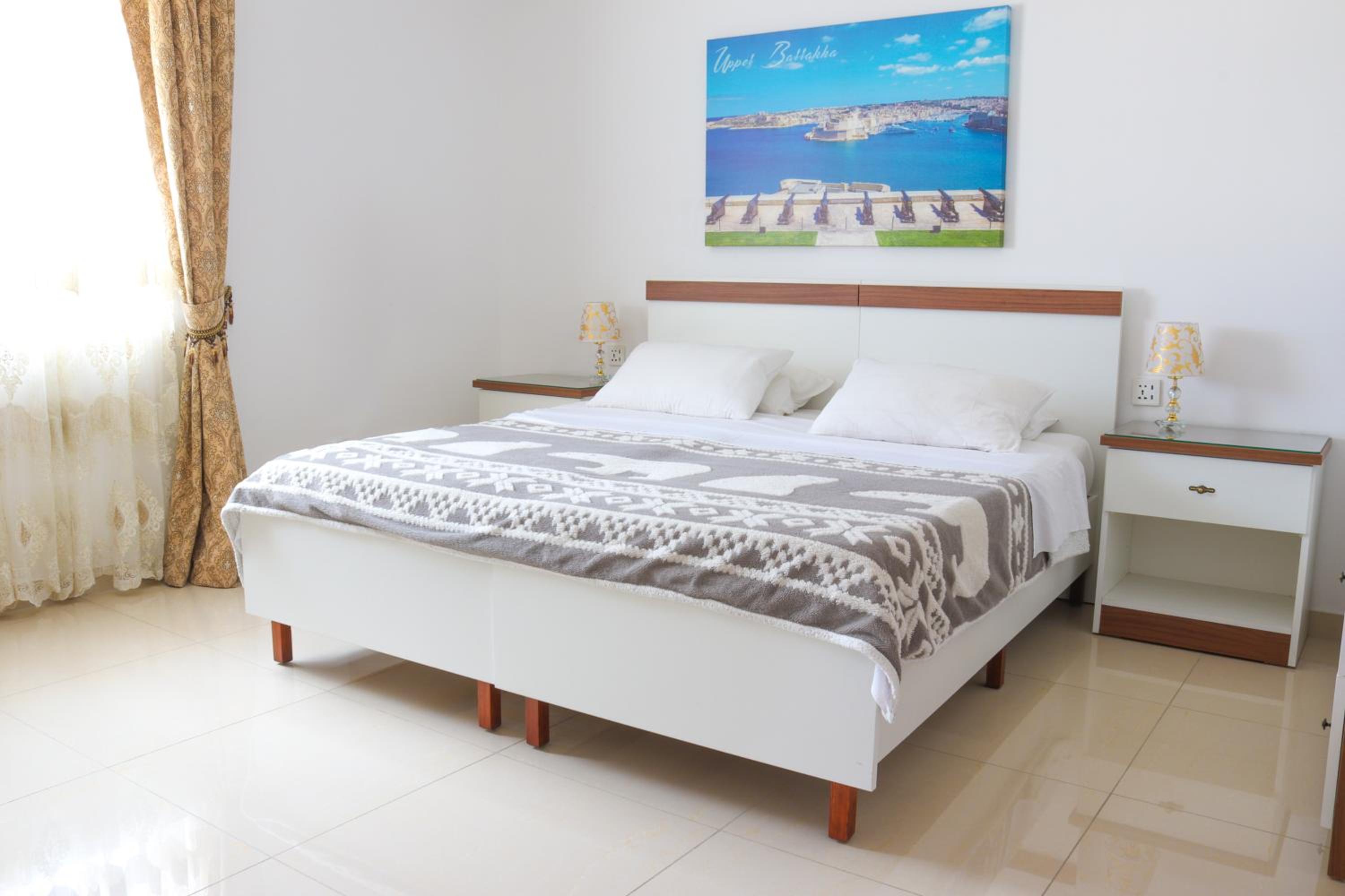 Deluxe Single Room