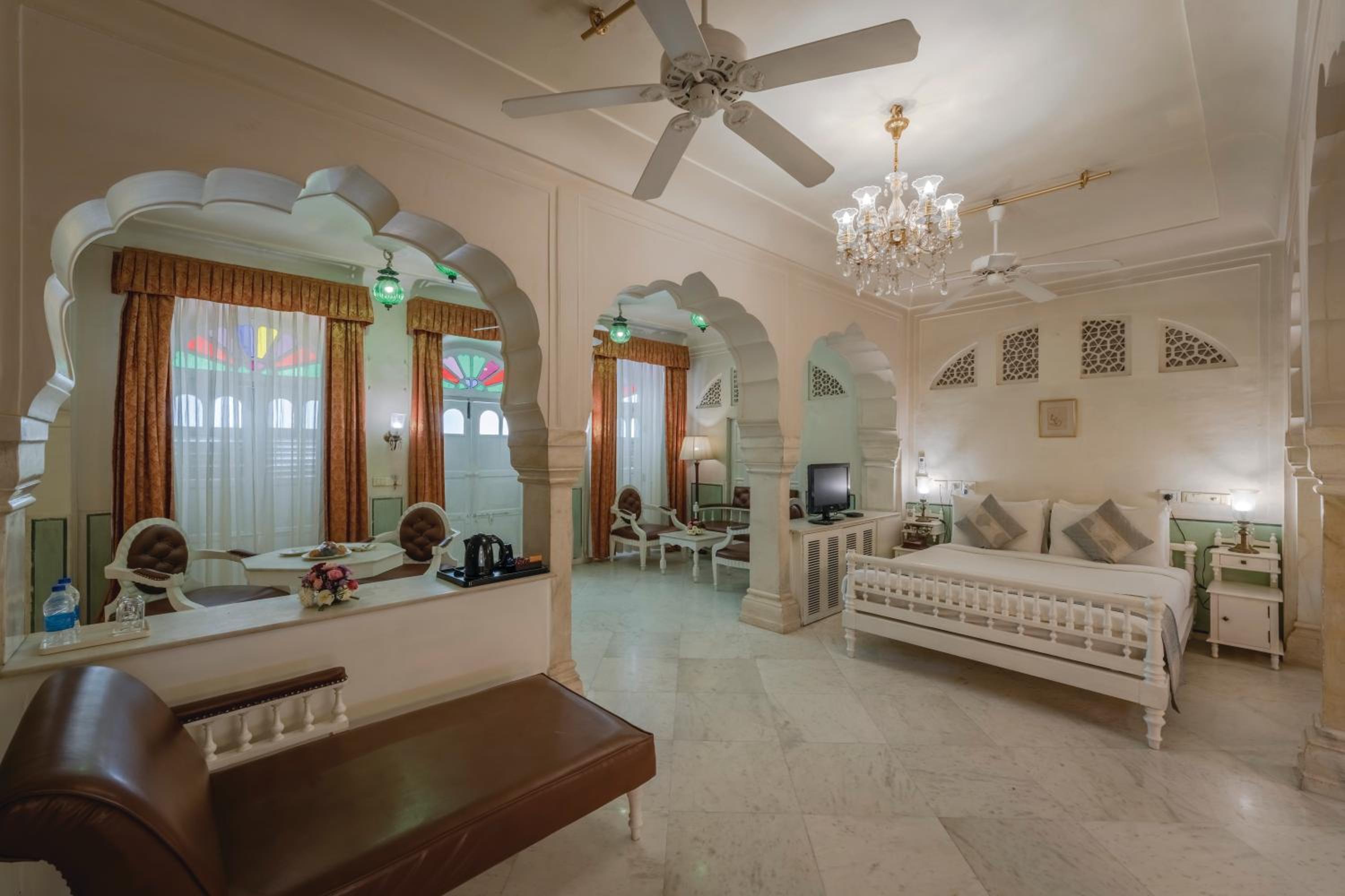 Queen Suite - Photo 4