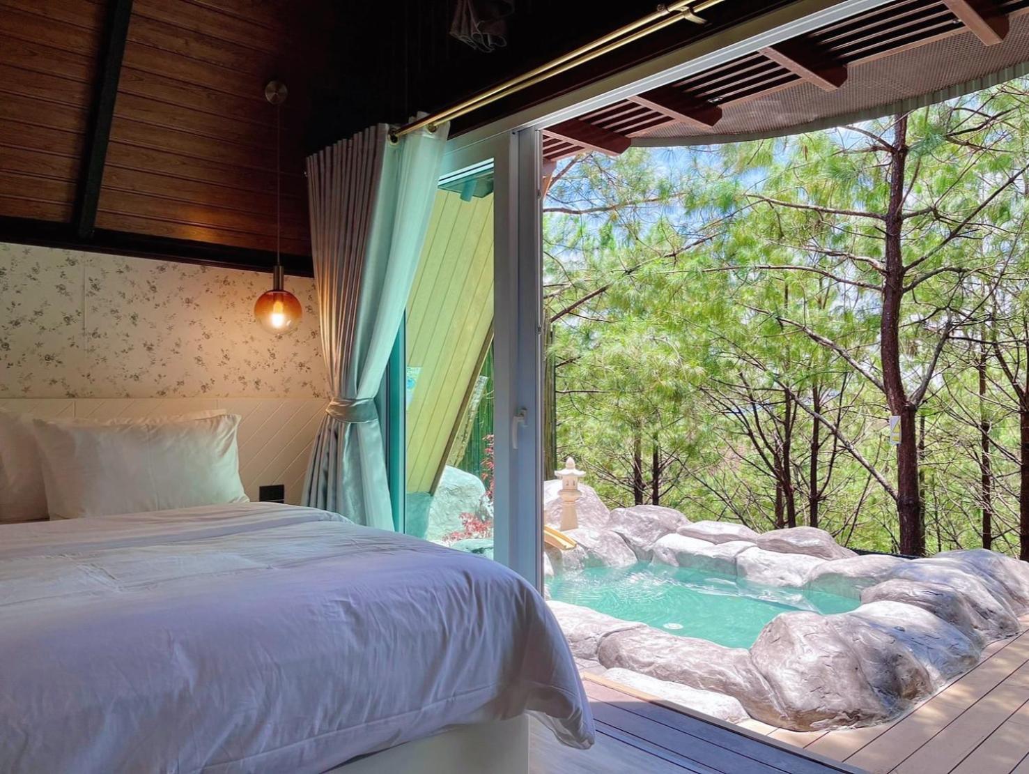 Villa with Jacuzzi - Photo 7