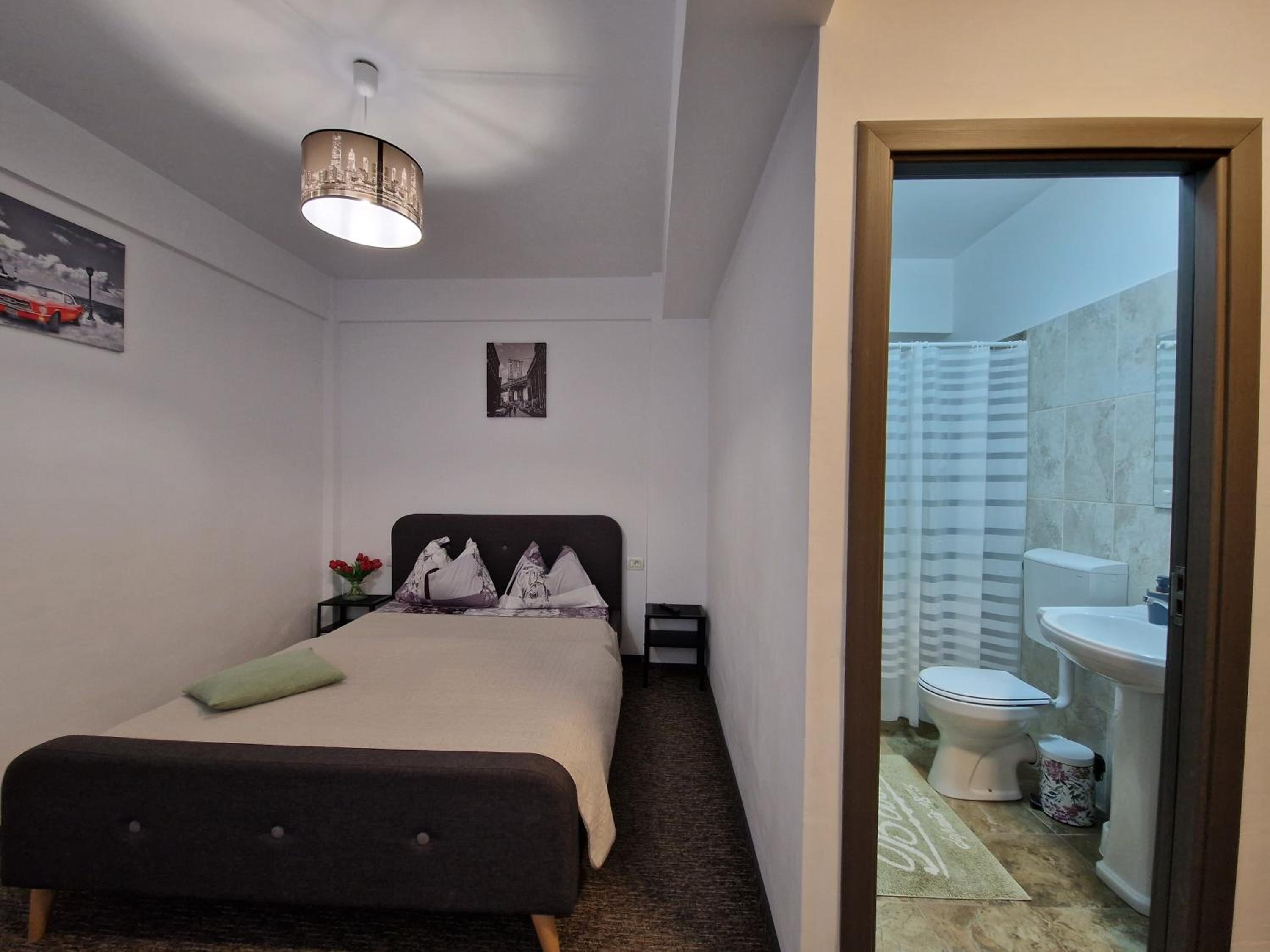 Double Room - Photo 1