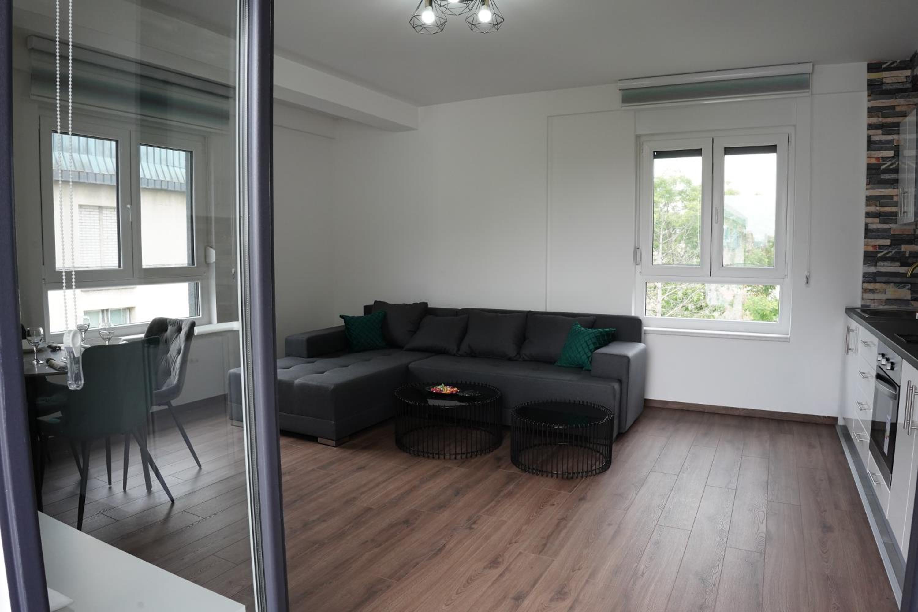 Apartment with Terrace photo 3