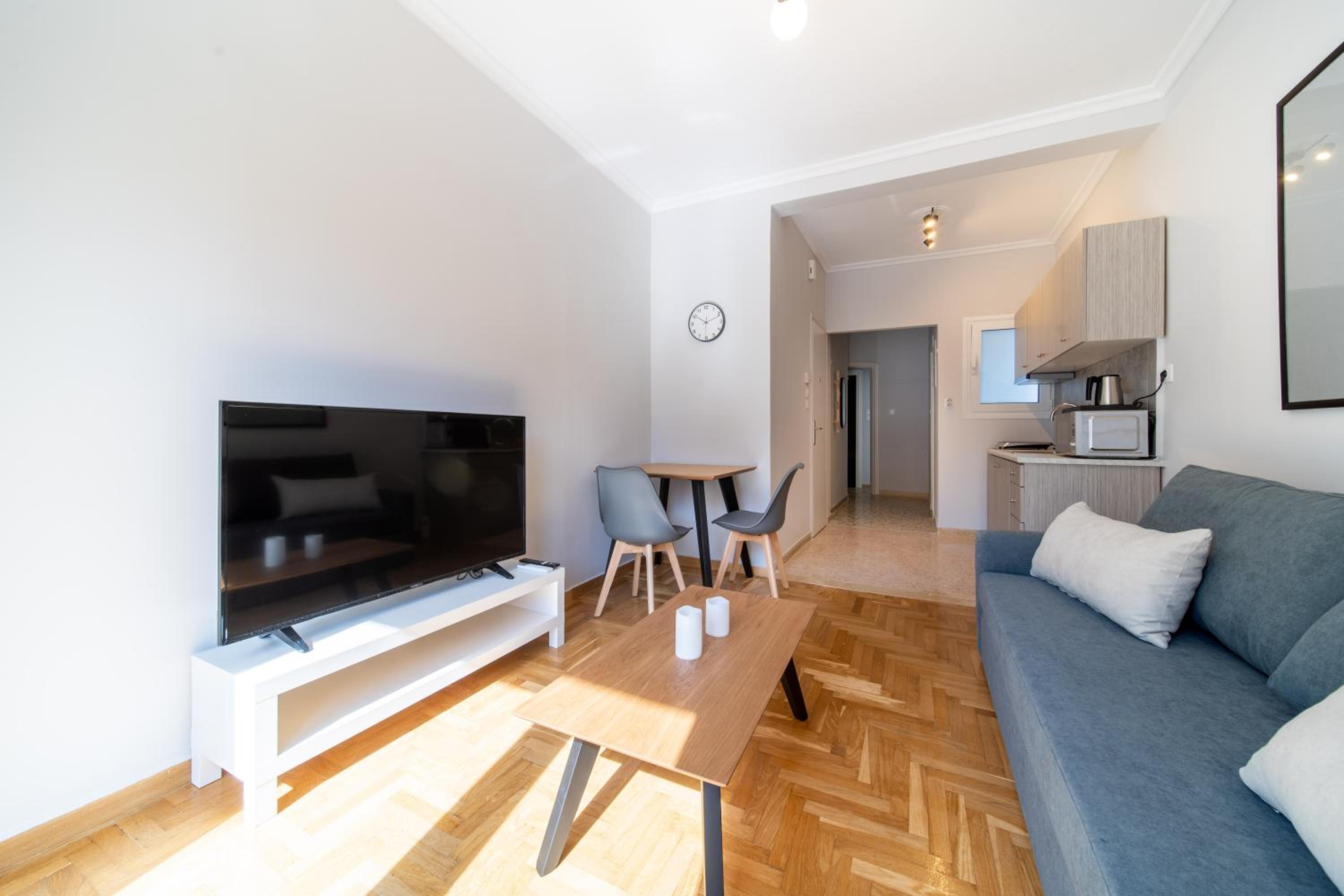 One-Bedroom Apartment