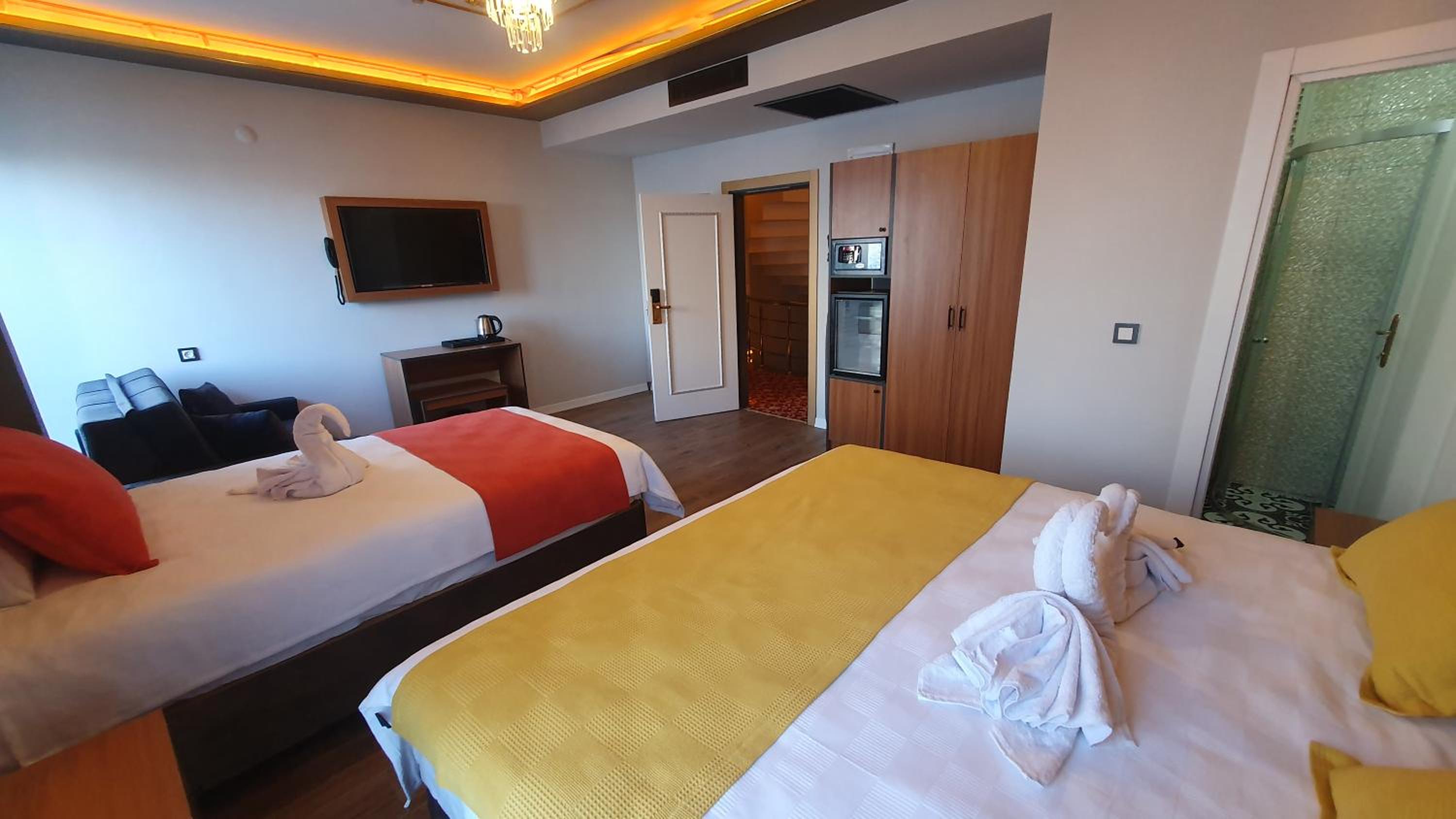 Deluxe Triple Room - Photo 7
