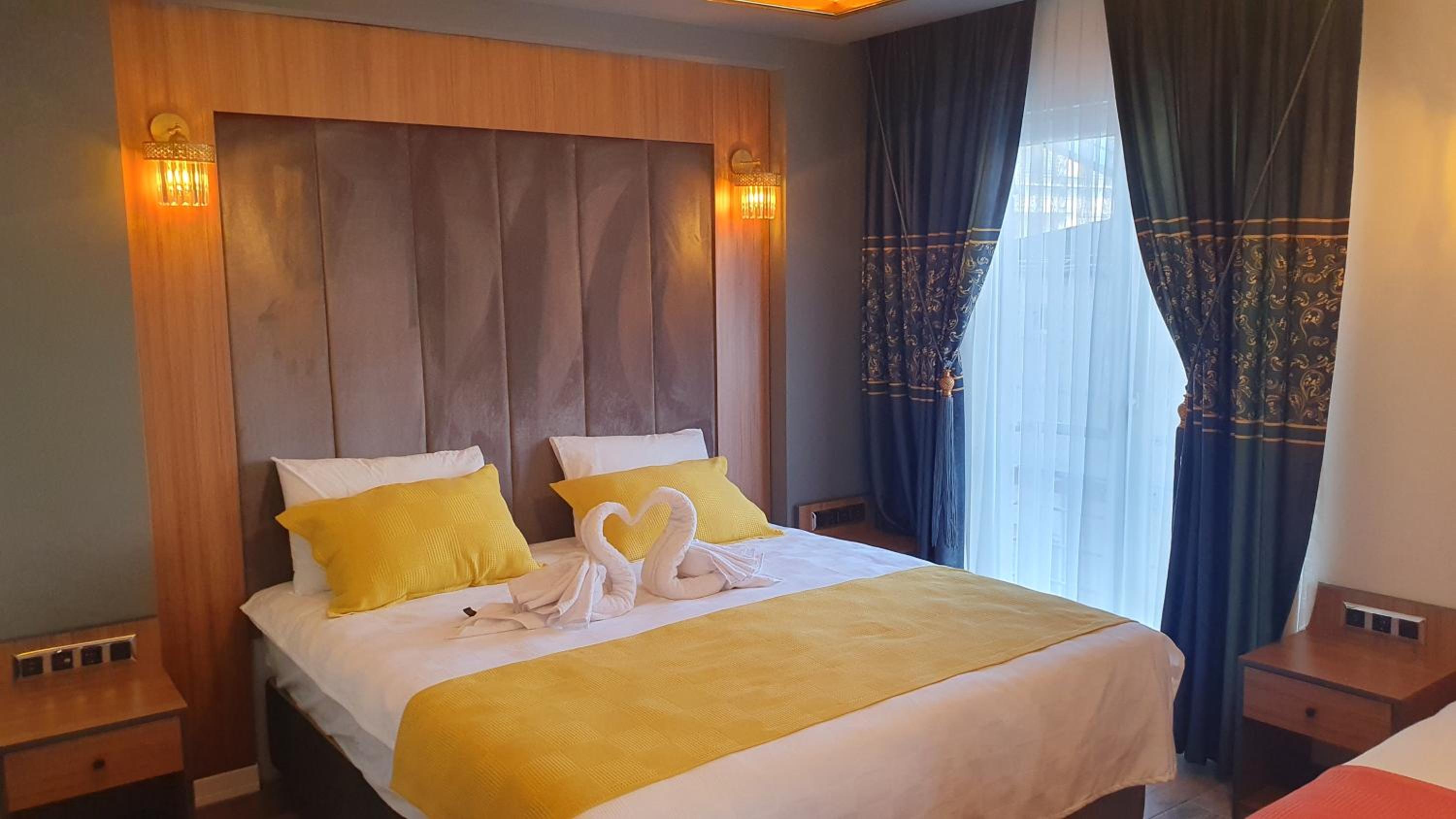 Deluxe Triple Room - Photo 4