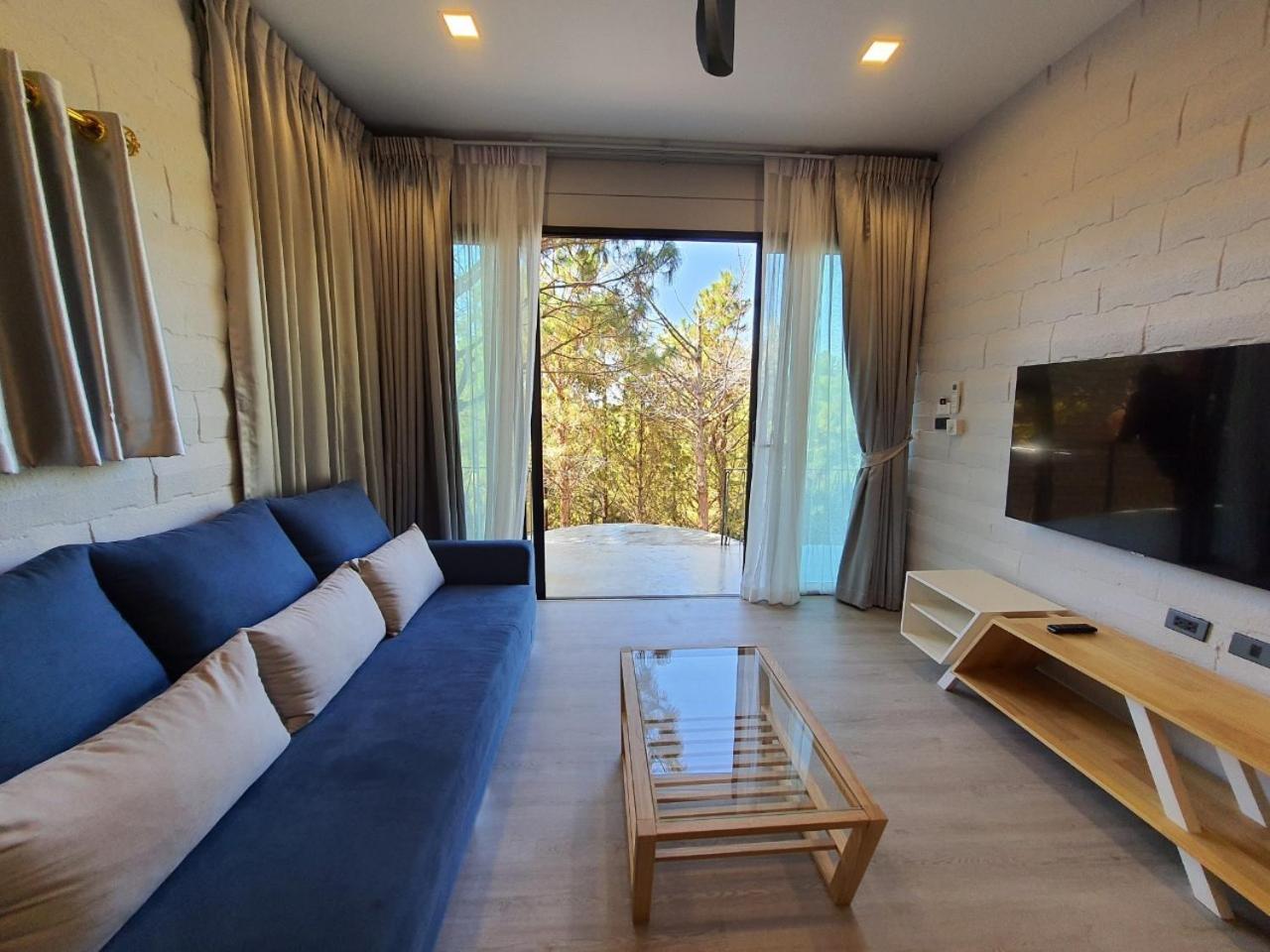 Two-Bedroom House - Photo 5