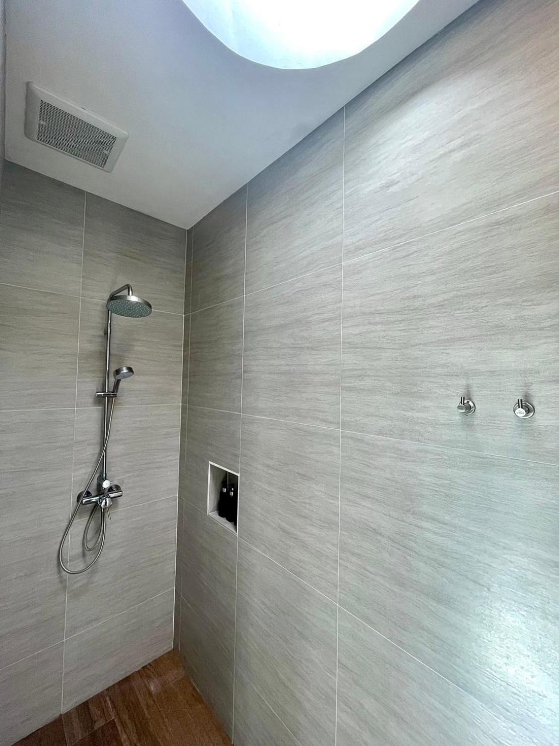 Two-Bedroom Villa with Private Pool - Photo 6