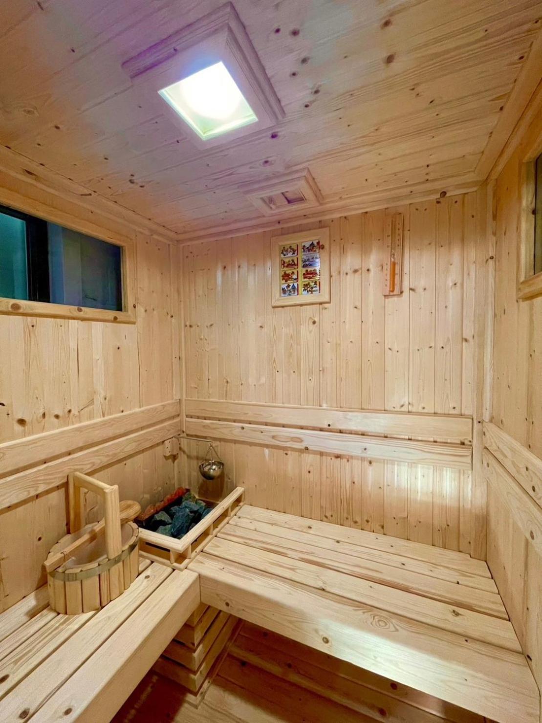 Two-Bedroom Villa with Private Pool - Photo 9