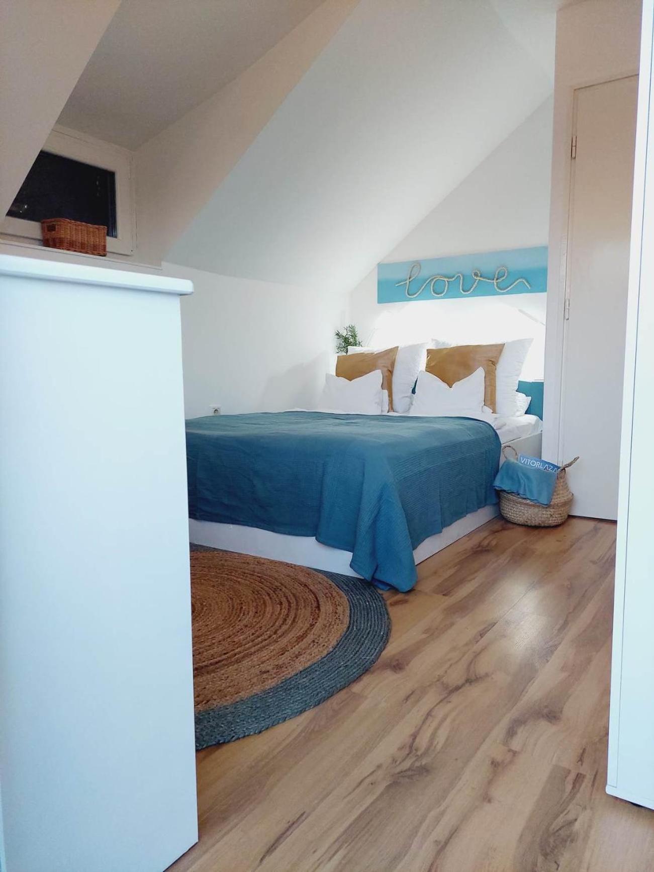 Two-Bedroom House photo 2