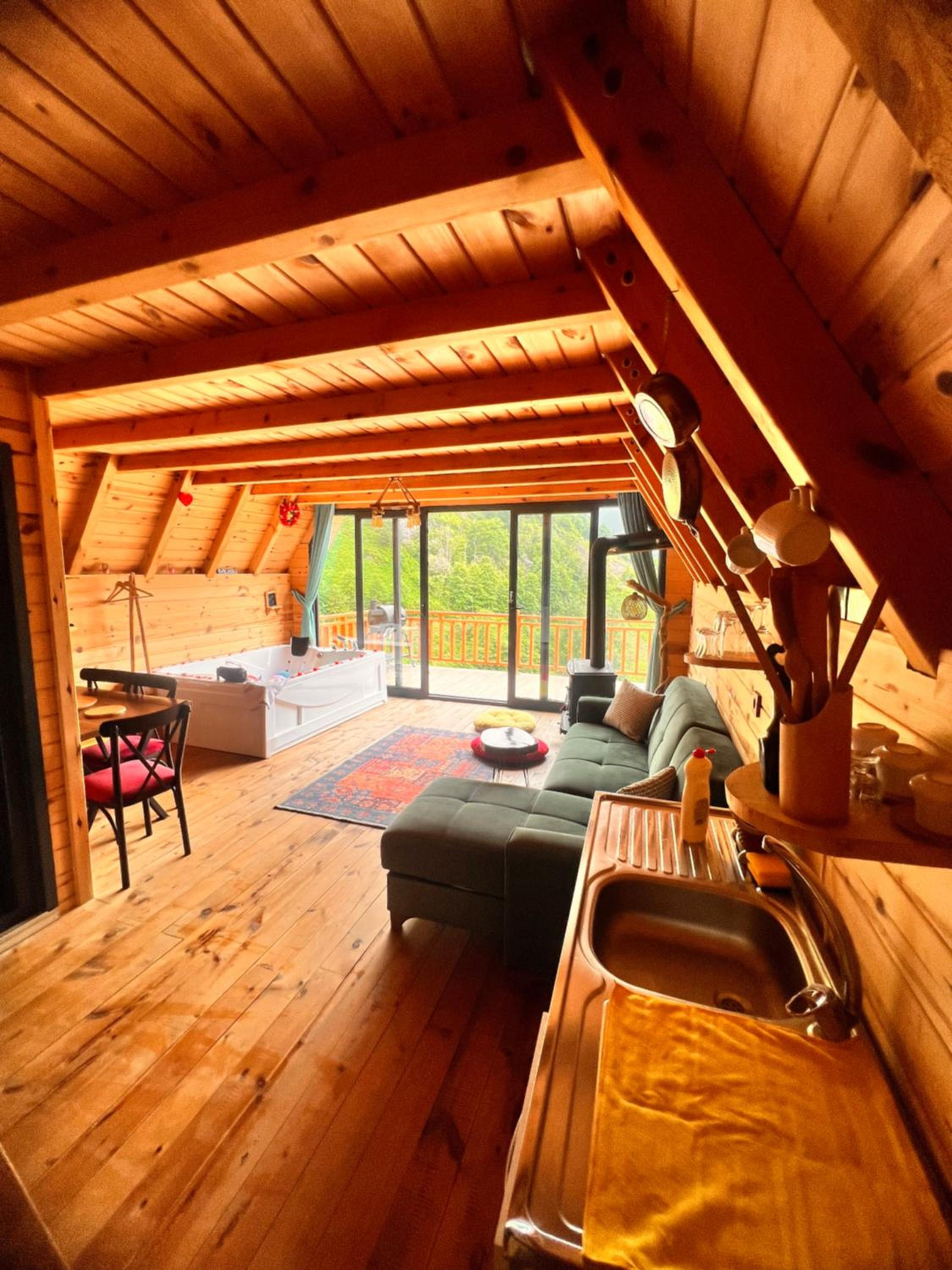 Deluxe Bungalow - Photo 15