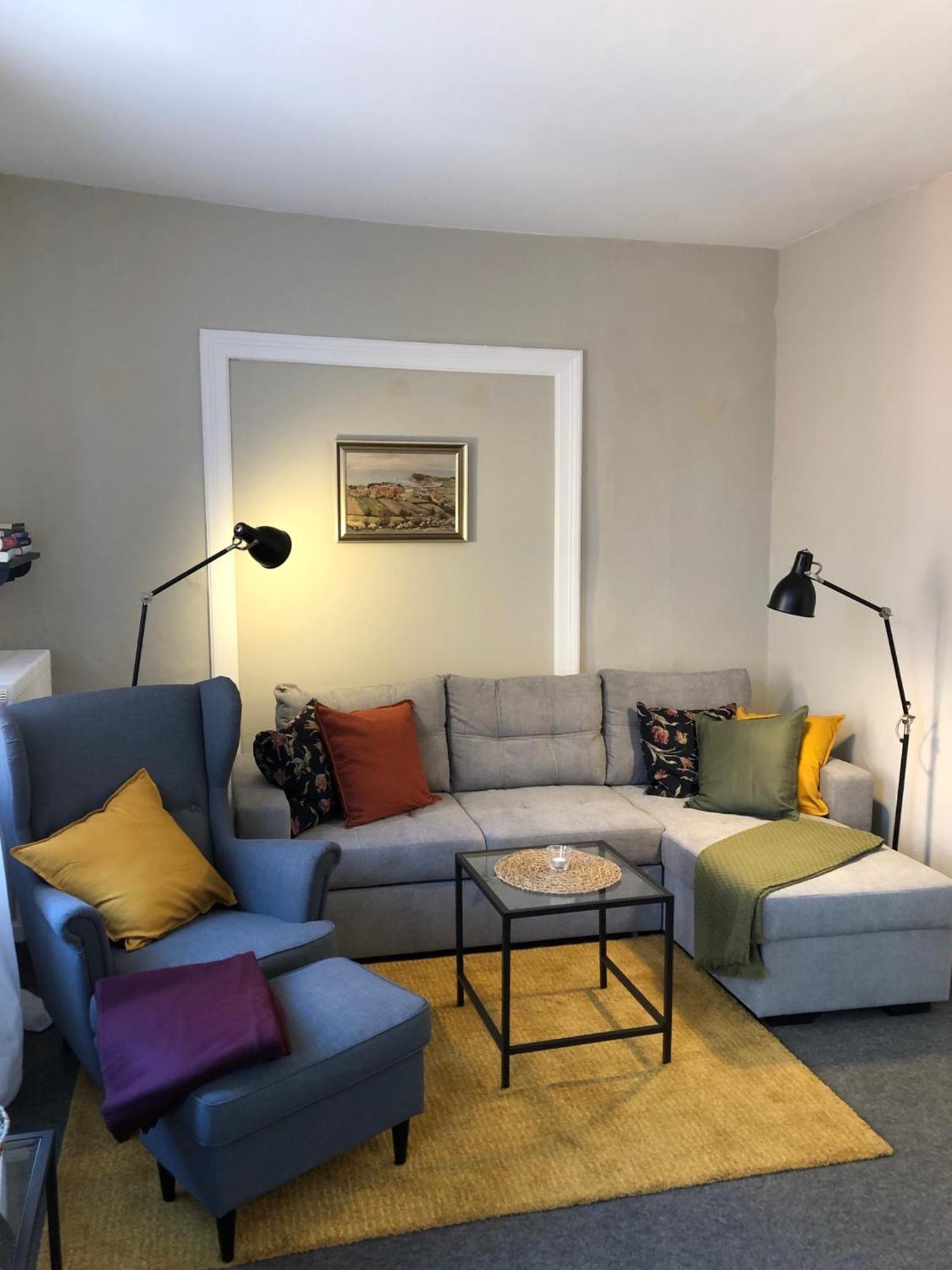 One-Bedroom Apartment photo 1