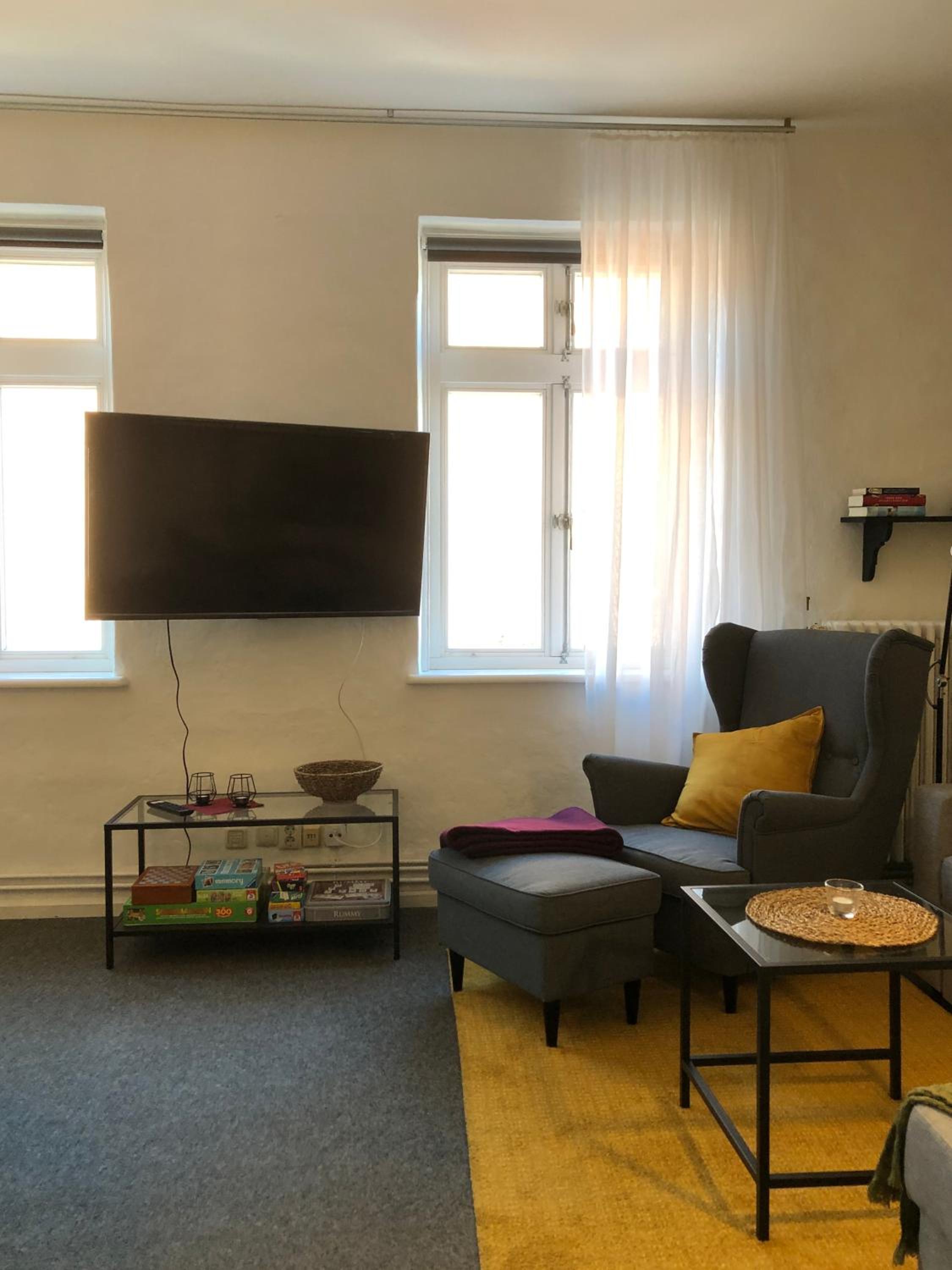 One-Bedroom Apartment photo 3