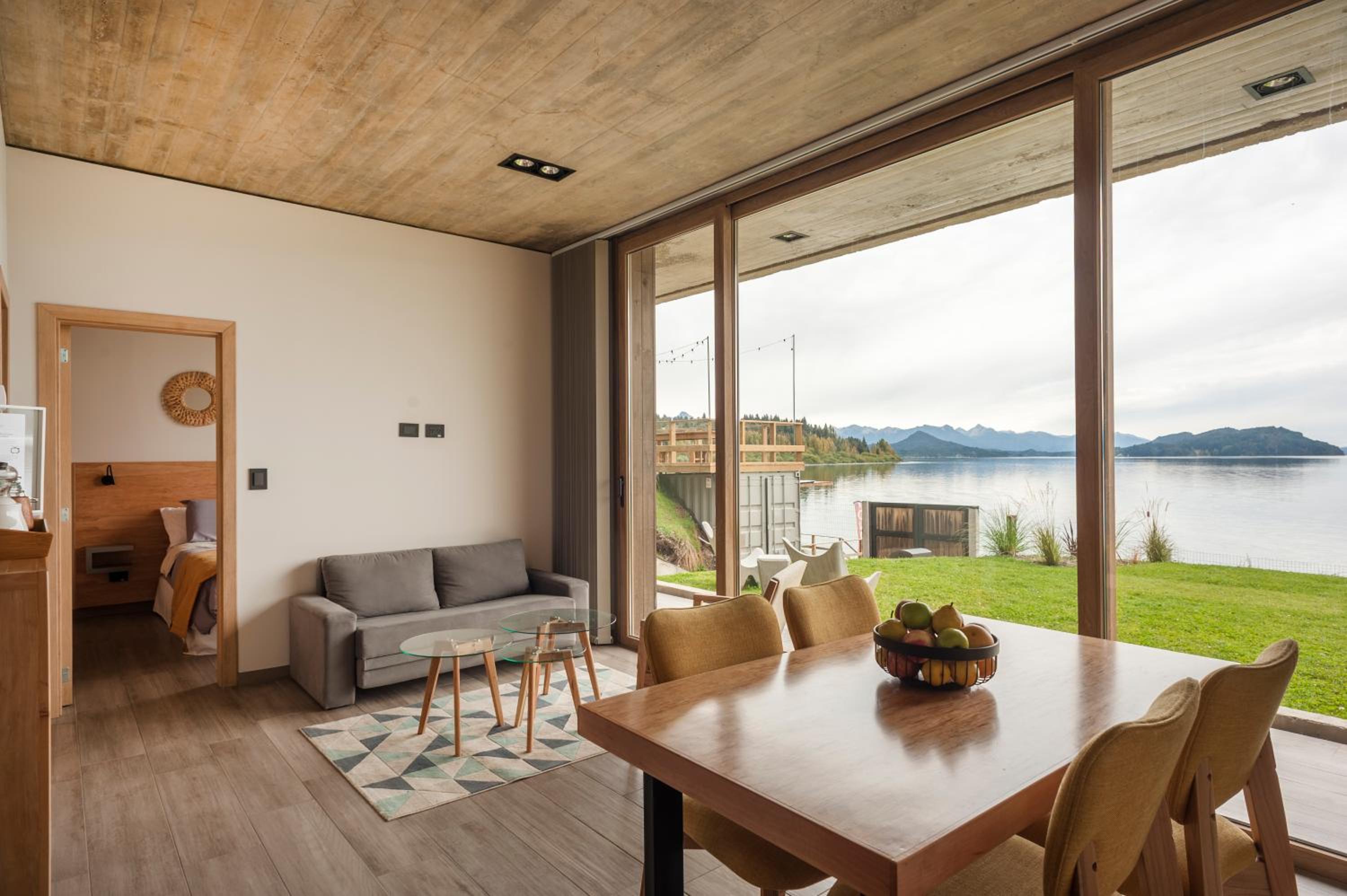 Apartment with Lake View photo 1