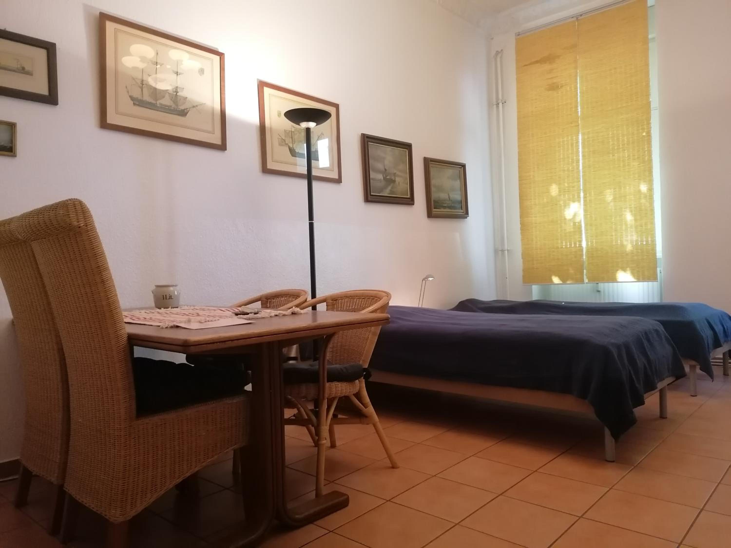 Twin Room with Bathroom photo 1