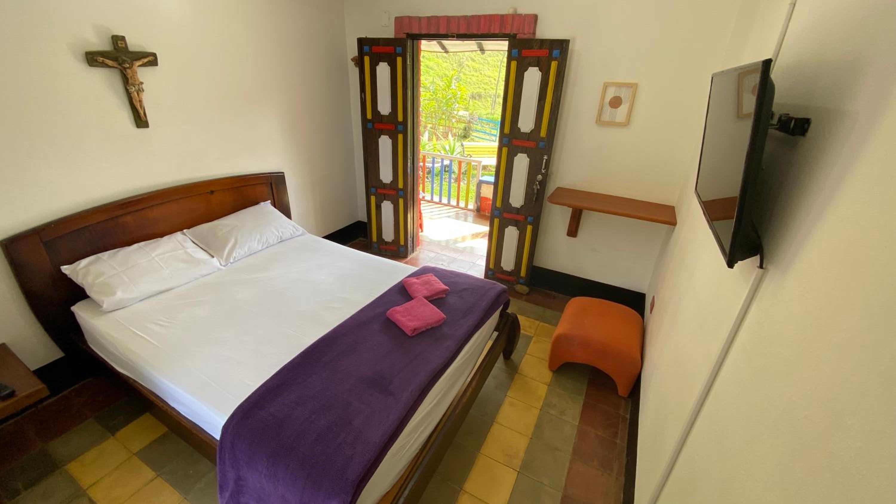 Double Room with Private Bathroom photo 2