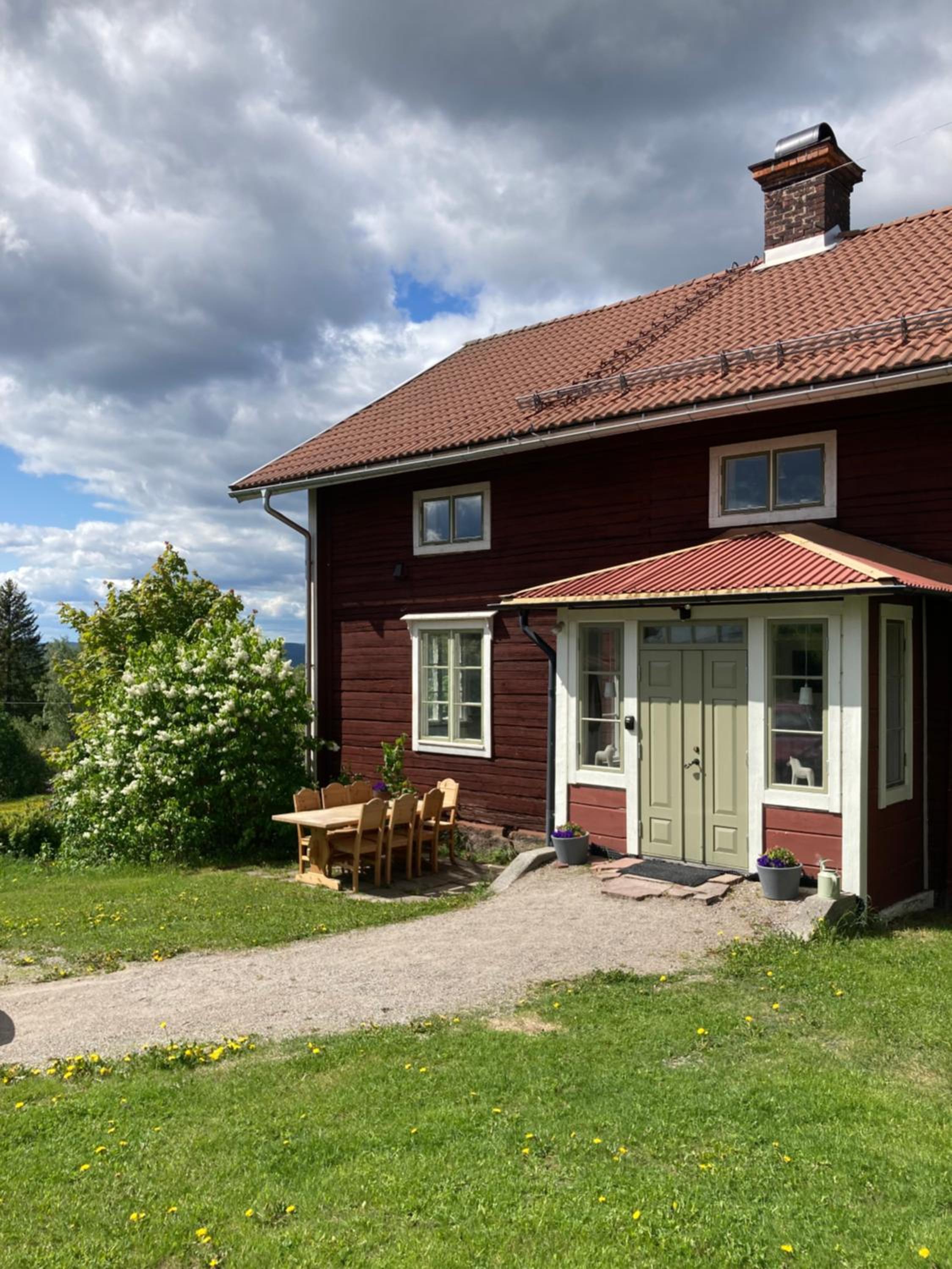 Four-Bedroom House photo 1