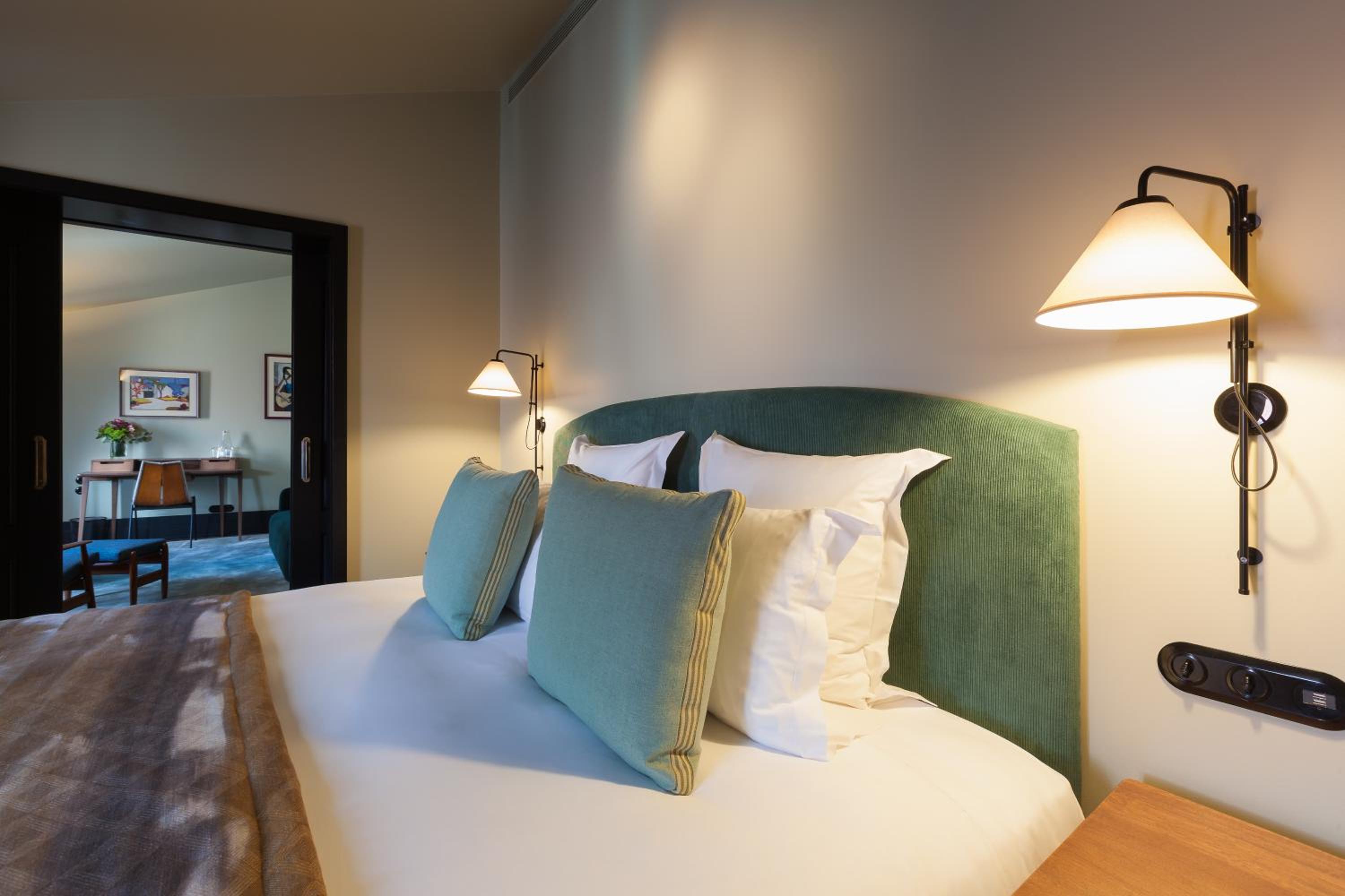 Suite with City View