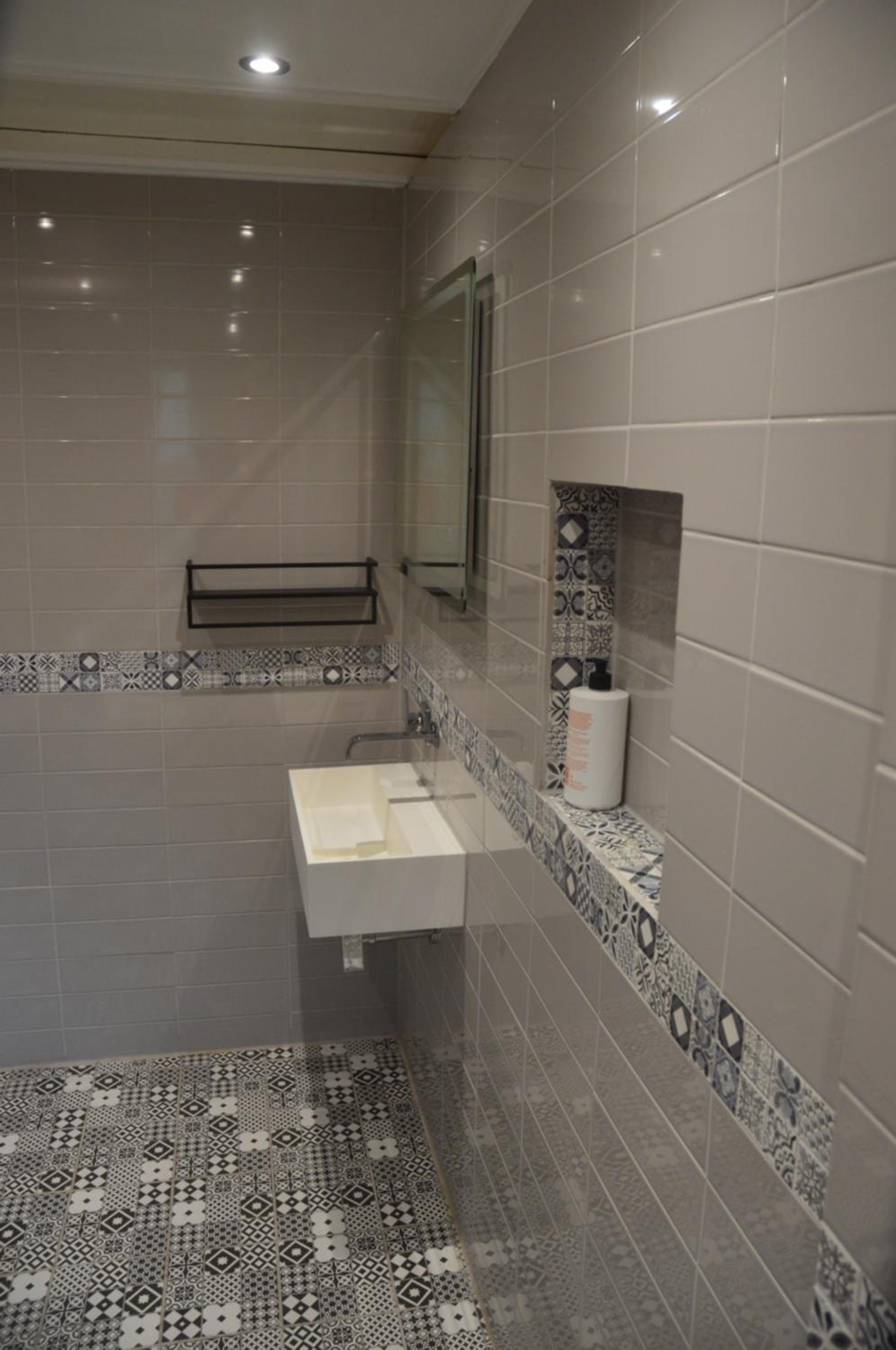 One-Bedroom Apartment - Photo 3