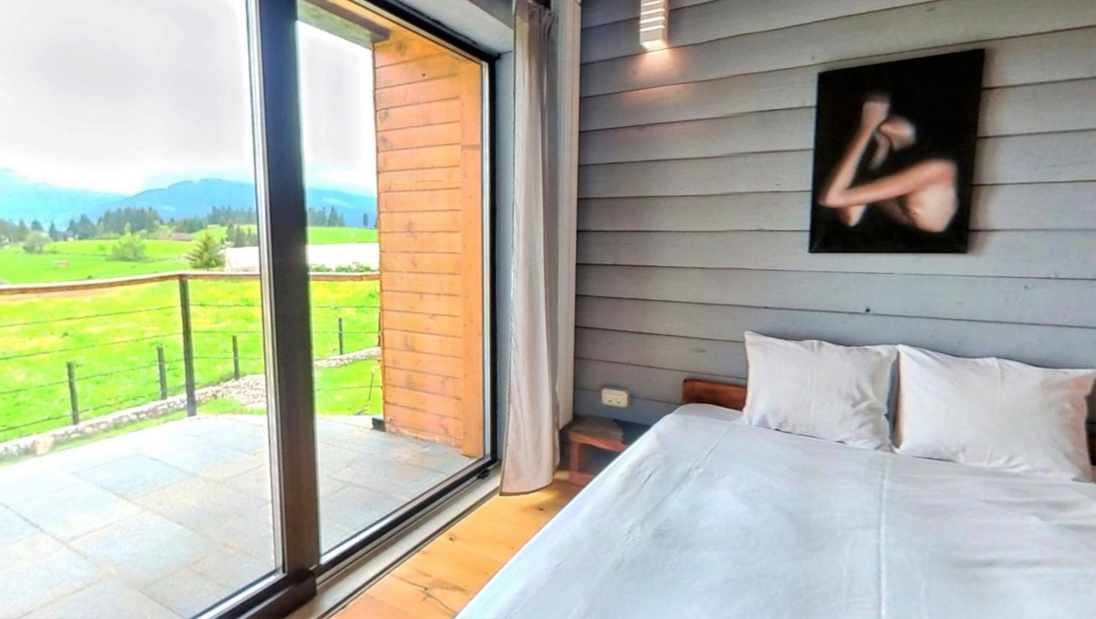 Villa photo 1