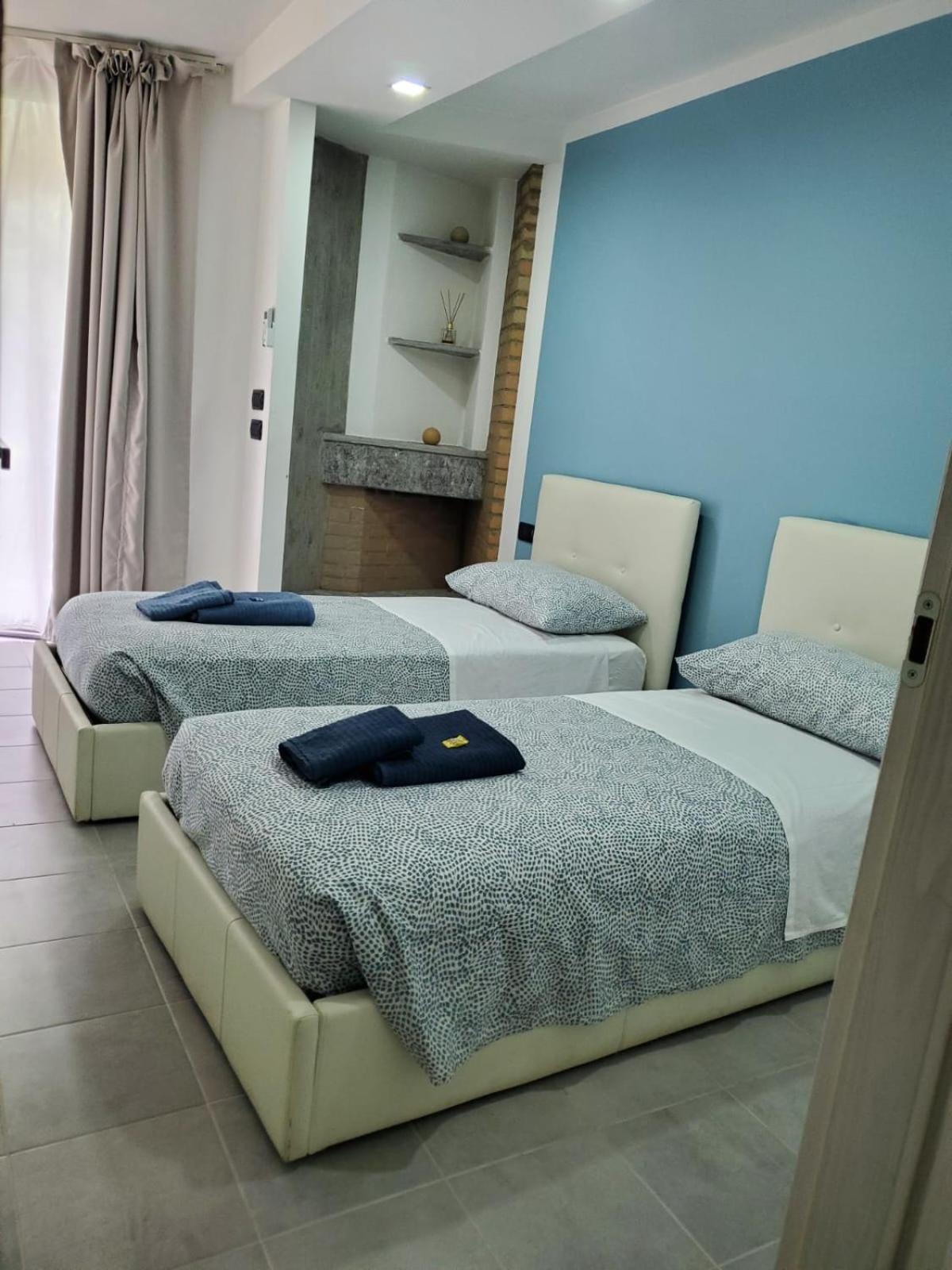 Two-Bedroom Apartment - Photo 8