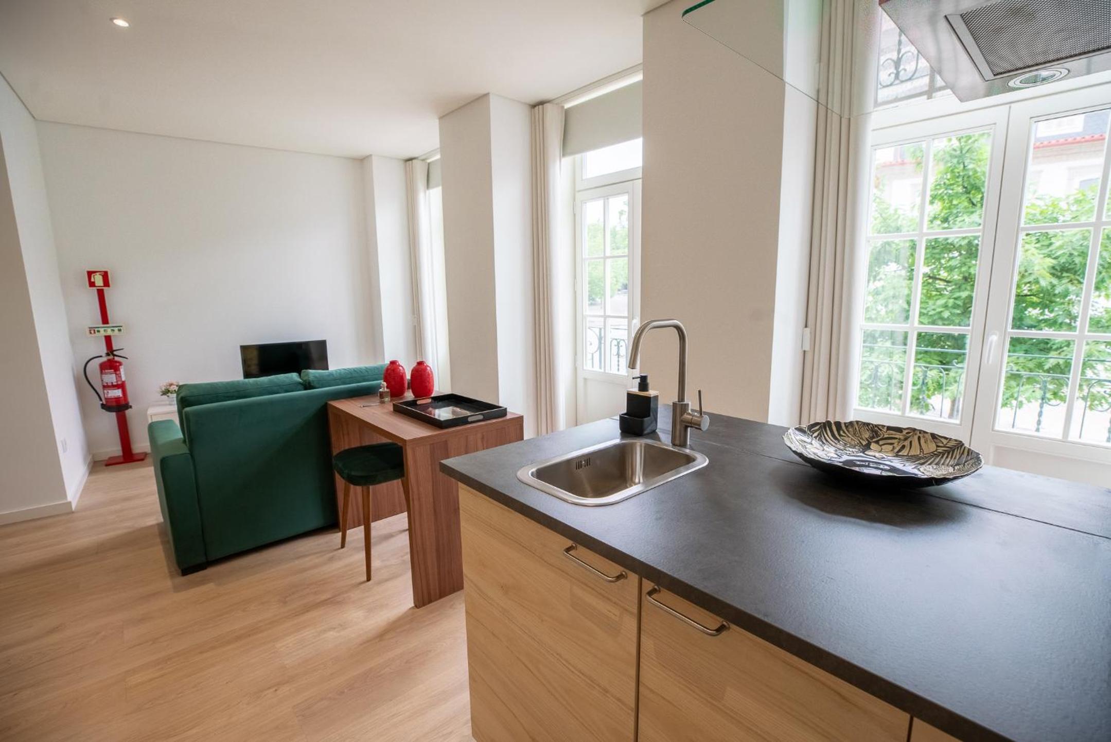 Studio Apartment photo 3