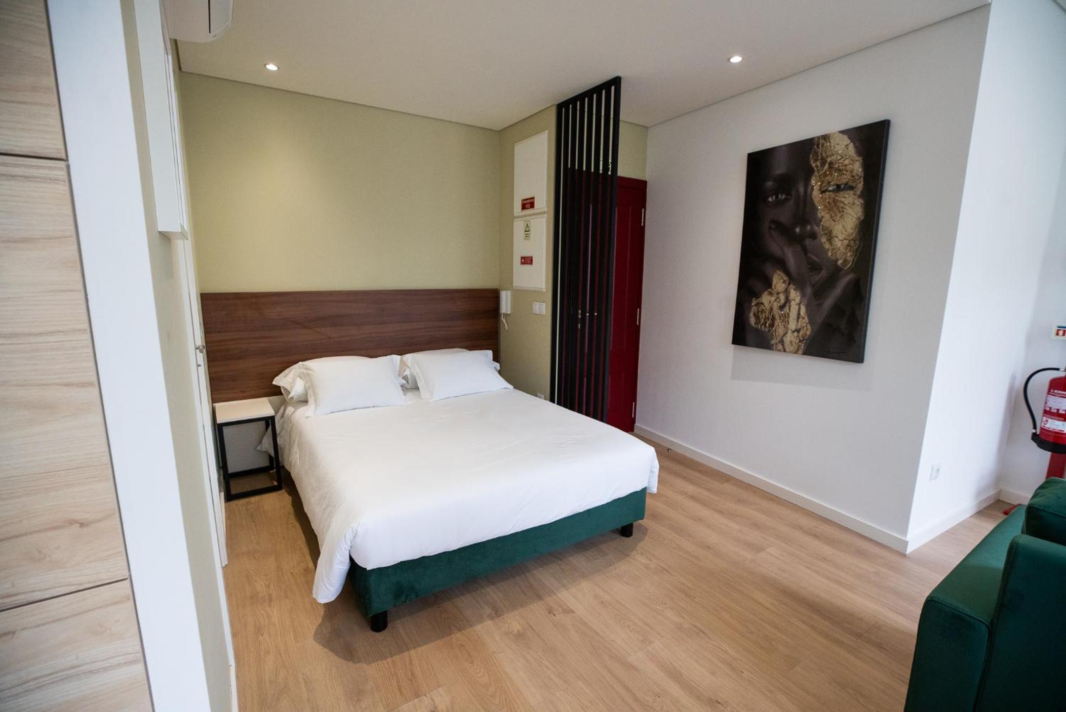 Studio Apartment photo 1