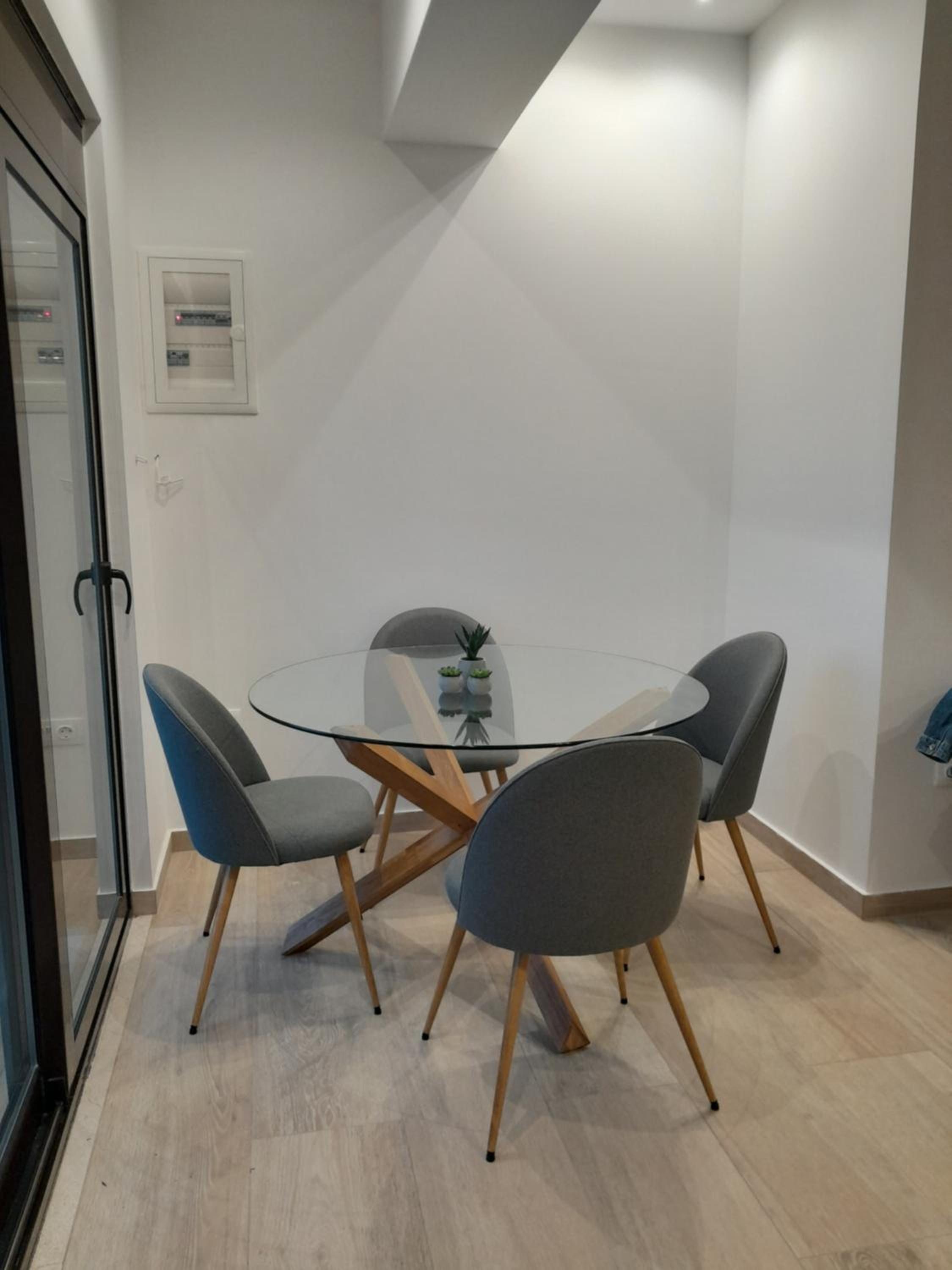 One-Bedroom Apartment photo 3